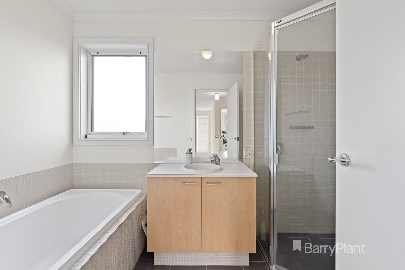 27 Carnoustie ParadeHeatherton, VIC 3202, Heatherton - Thumbnail 7