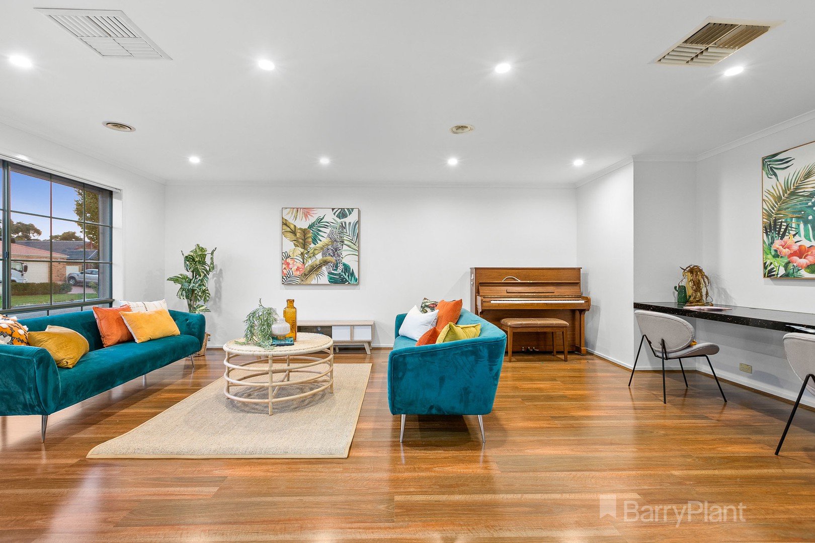 12 Caulfield CourtNarre Warren, VIC 3805, Narre Warren - Thumbnail 3