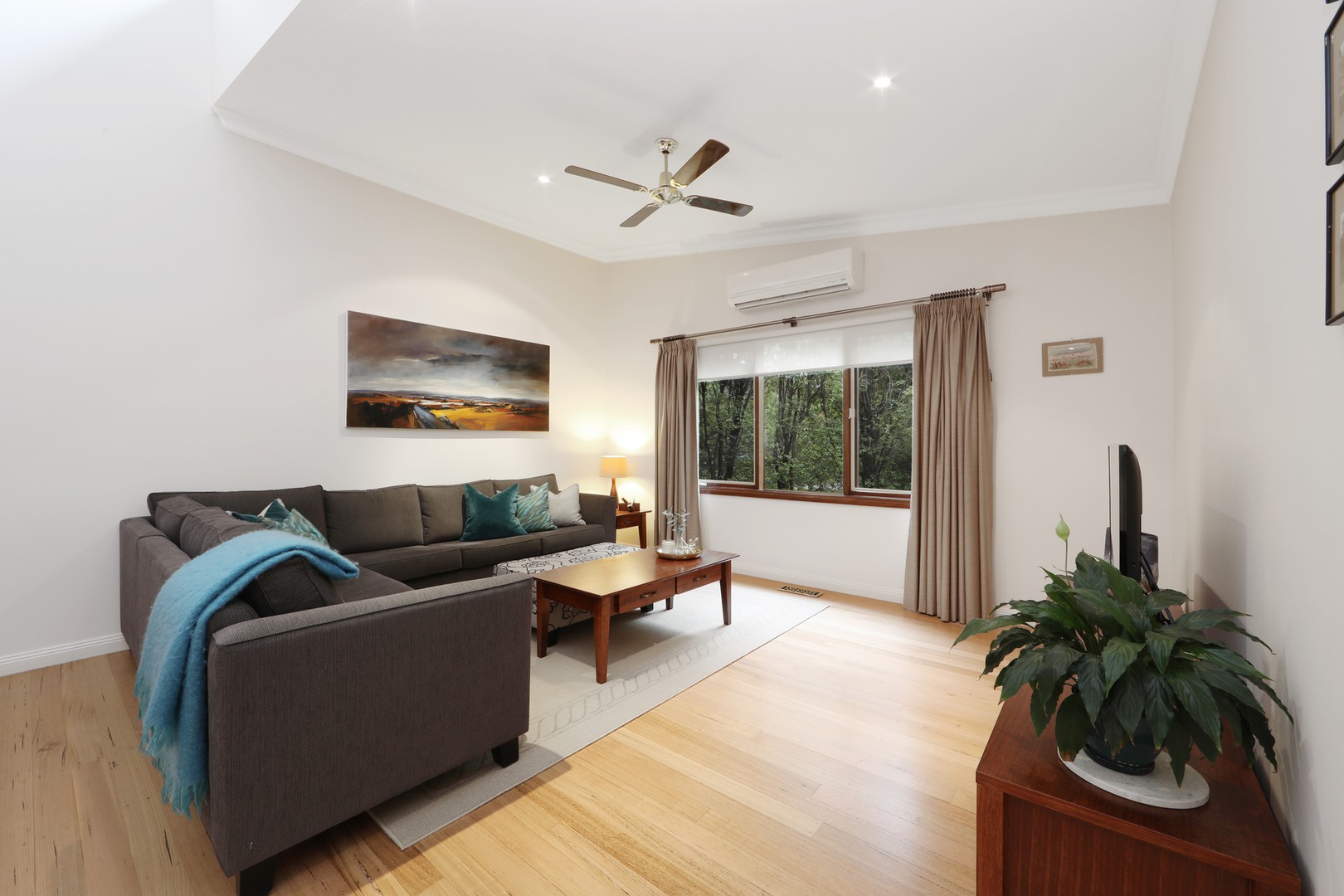 15 Griffiths RoadUpwey, VIC 3158, Upwey - Thumbnail 2