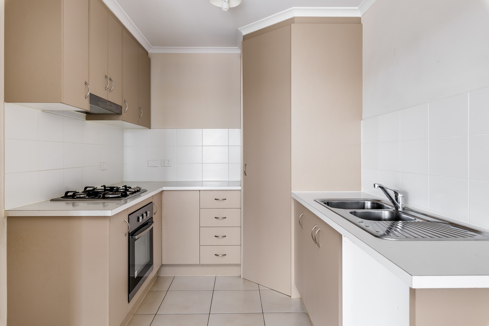 3 Alexandrina Crescent, Andrews Farm, SA 5114 - Thumbnail 2 - 12/05/2021