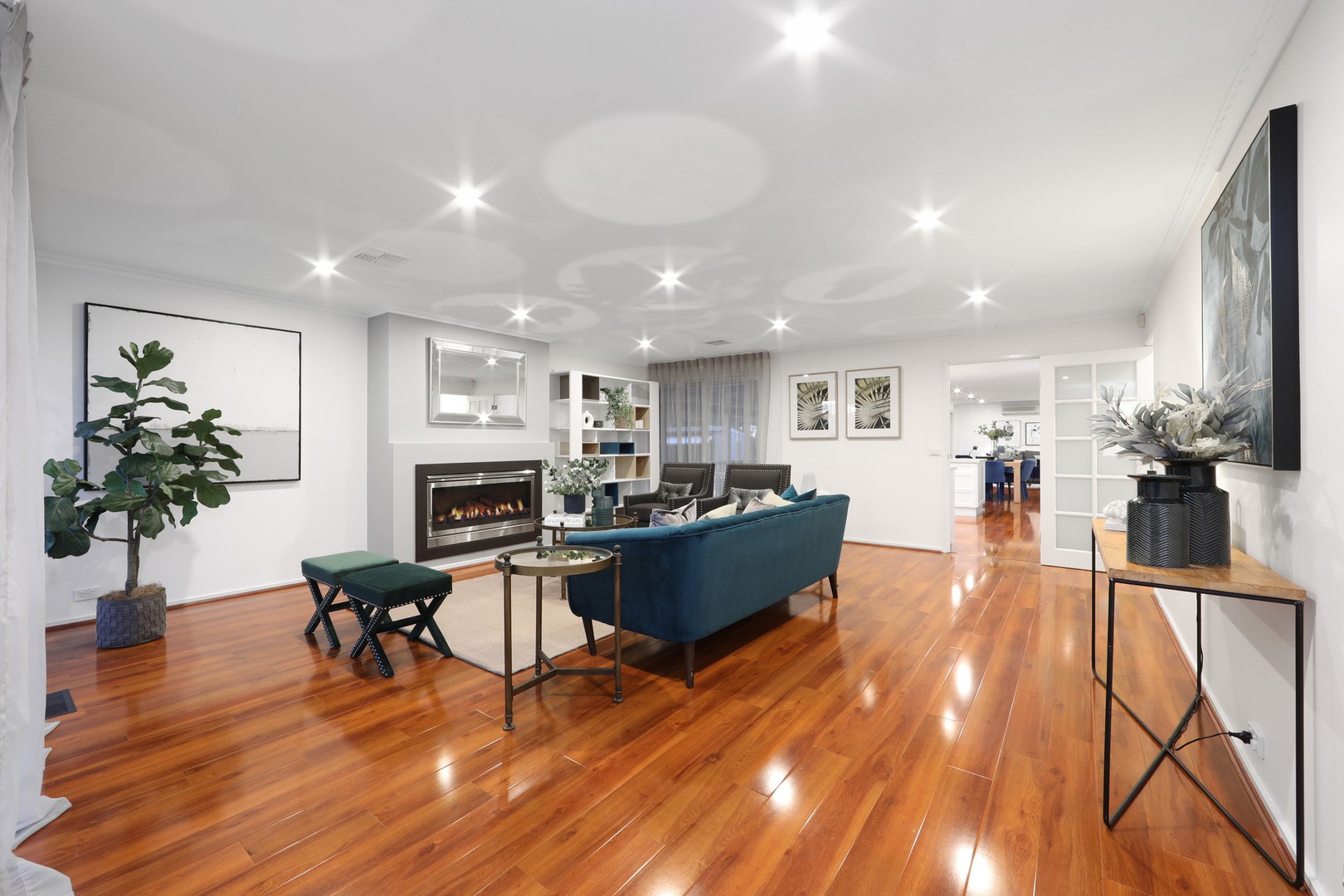 45 Corhanwarrabul Close, Rowville, VIC 3178 - Thumbnail 2 - 12/05/2021