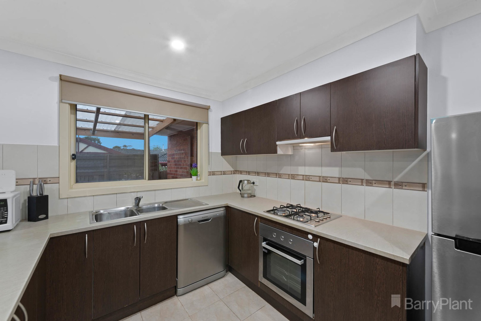 2/23 Fleur CourtNarre Warren South, VIC 3805, Narre Warren South - Thumbnail 7