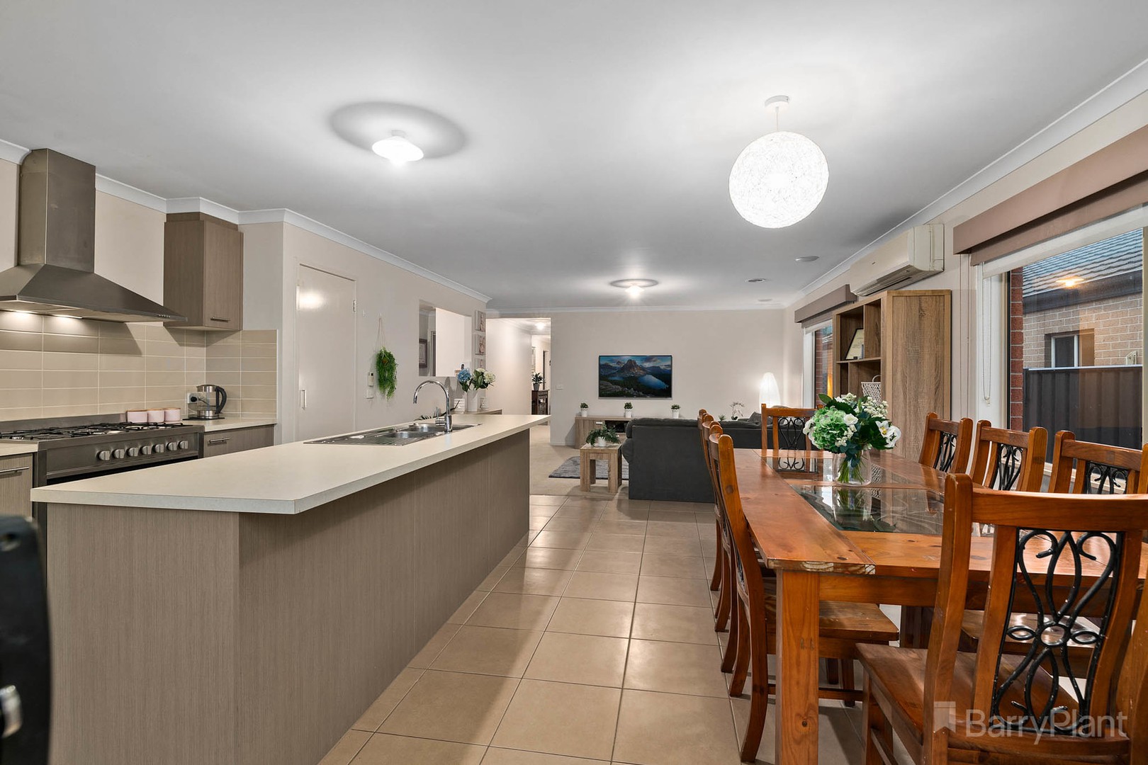 33 Falabela RoadClyde North, VIC 3978, Clyde North - Thumbnail 2