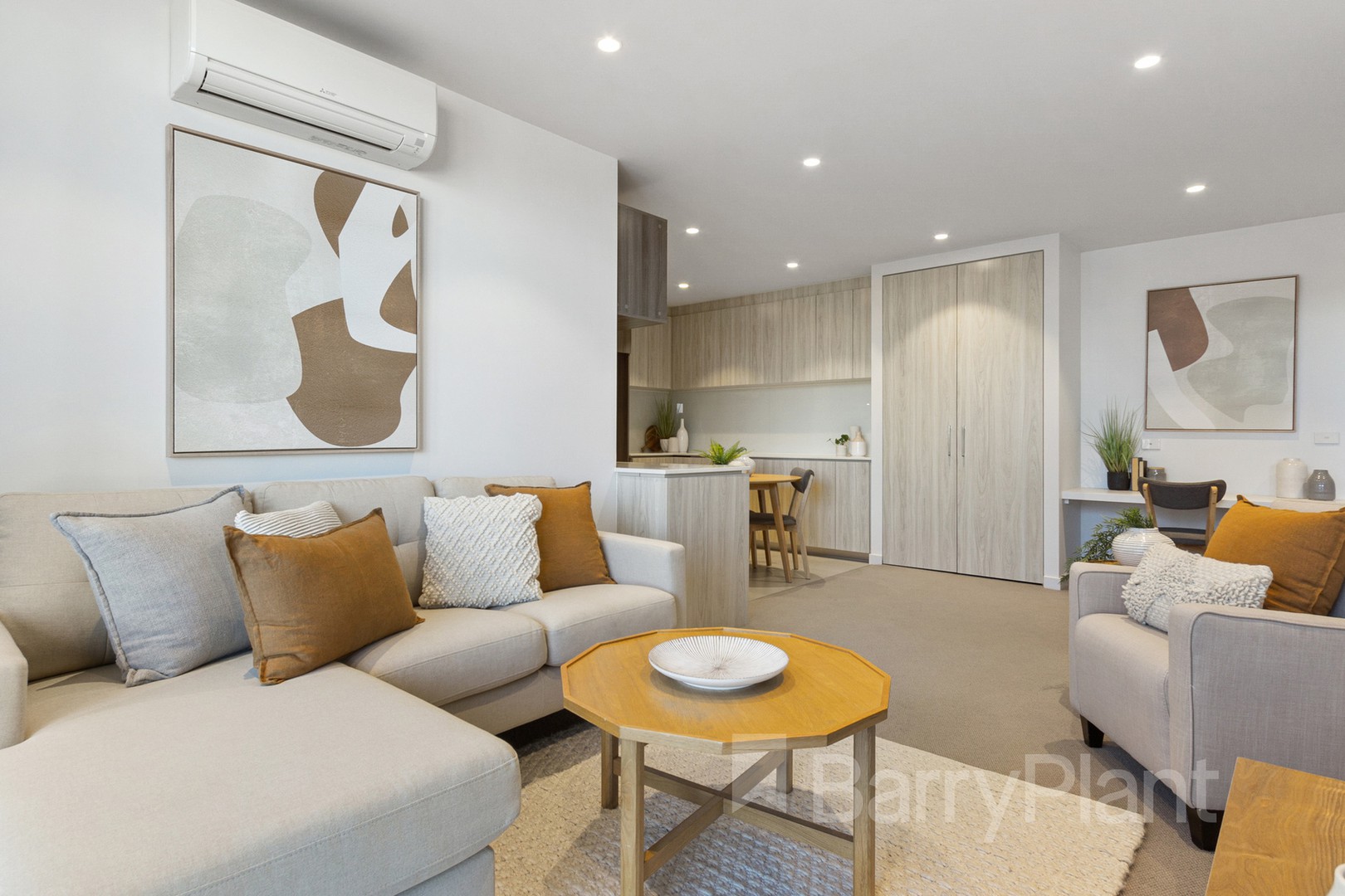 512/1 Lynne AvenueWantirna South, VIC 3152, Wantirna South - Thumbnail 2