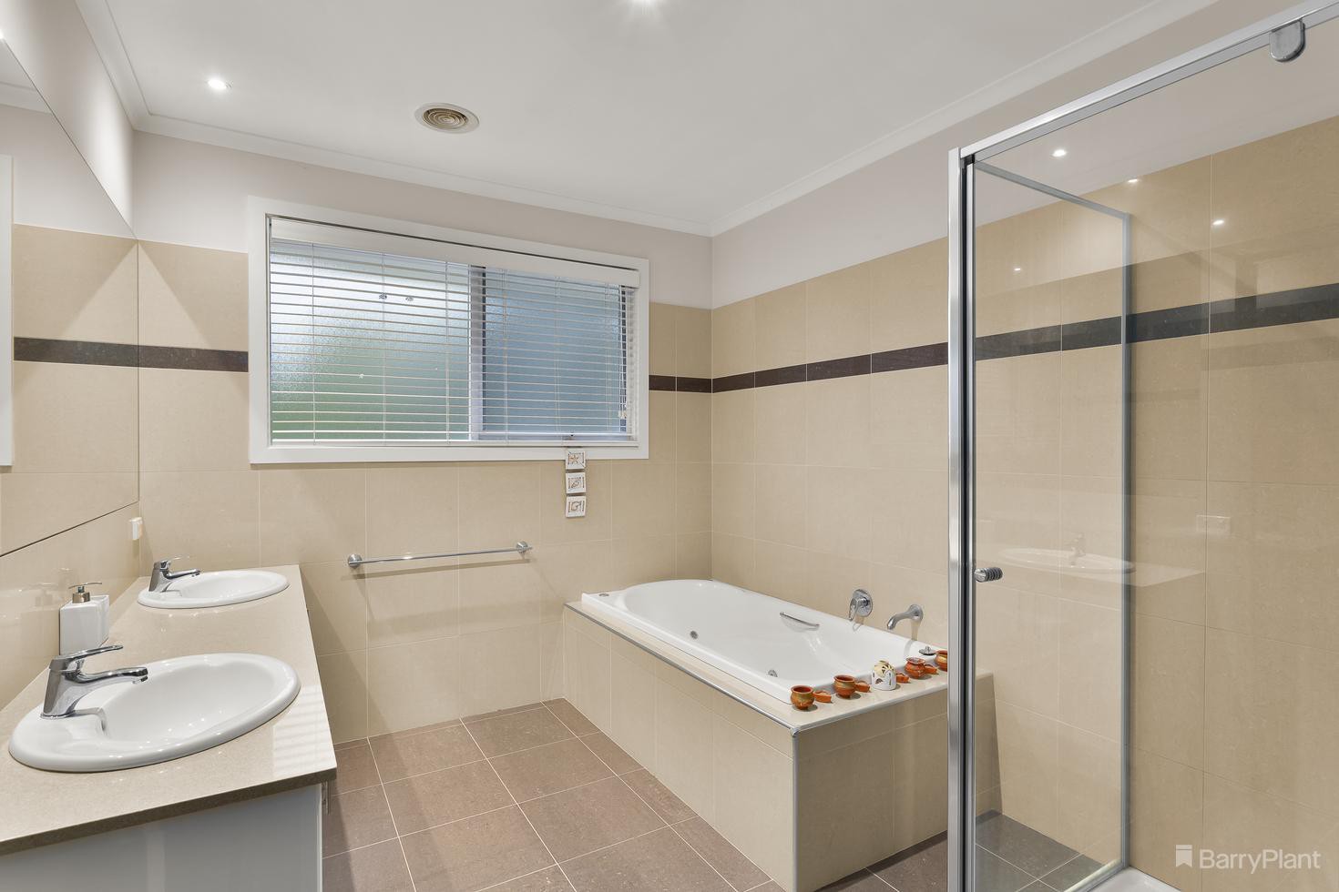 10 Kalbar Road, Eltham, VIC 3095, Eltham - Thumbnail 8
