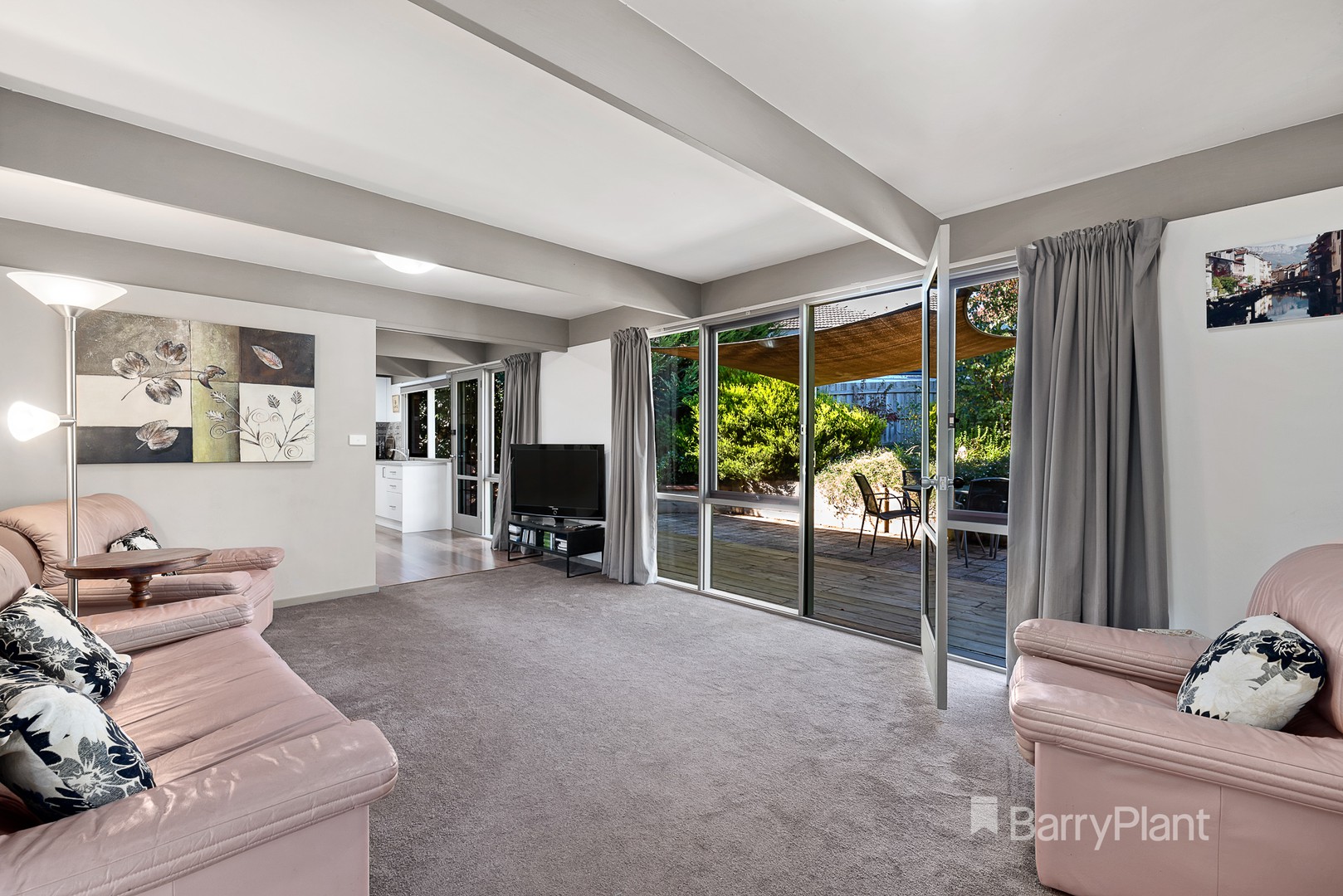 1/12 Tintern AvenueBayswater North, VIC 3153, Bayswater North - Thumbnail 2