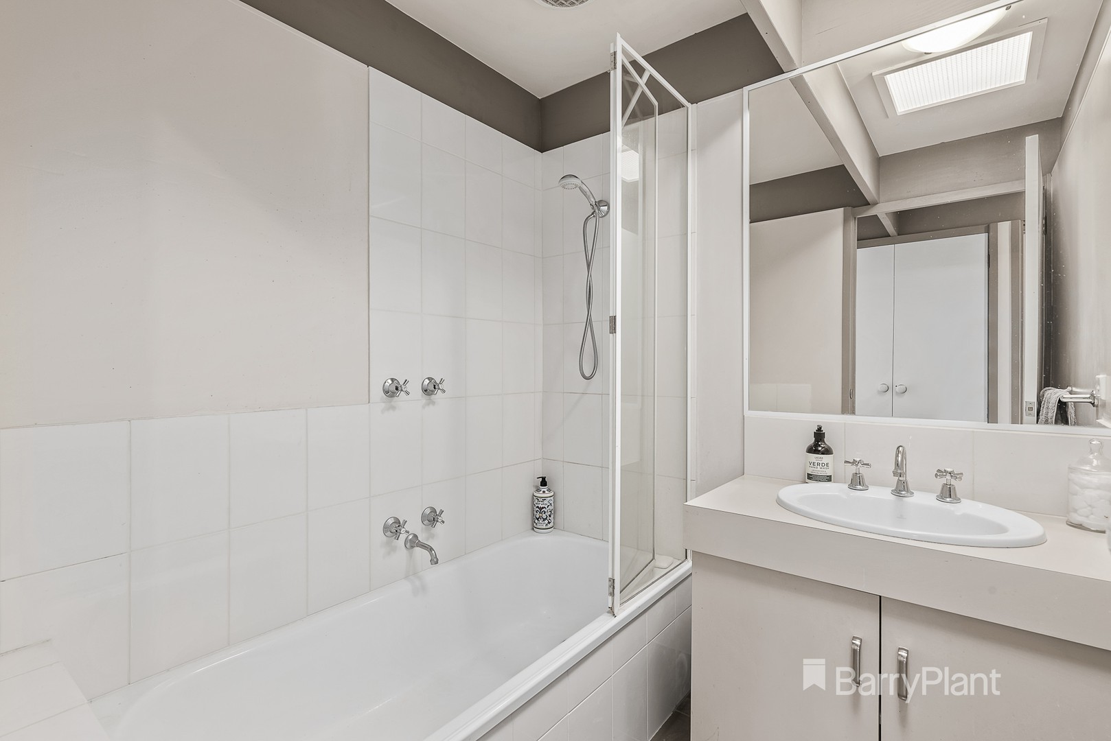 1/12 Tintern AvenueBayswater North, VIC 3153, Bayswater North - Thumbnail 8