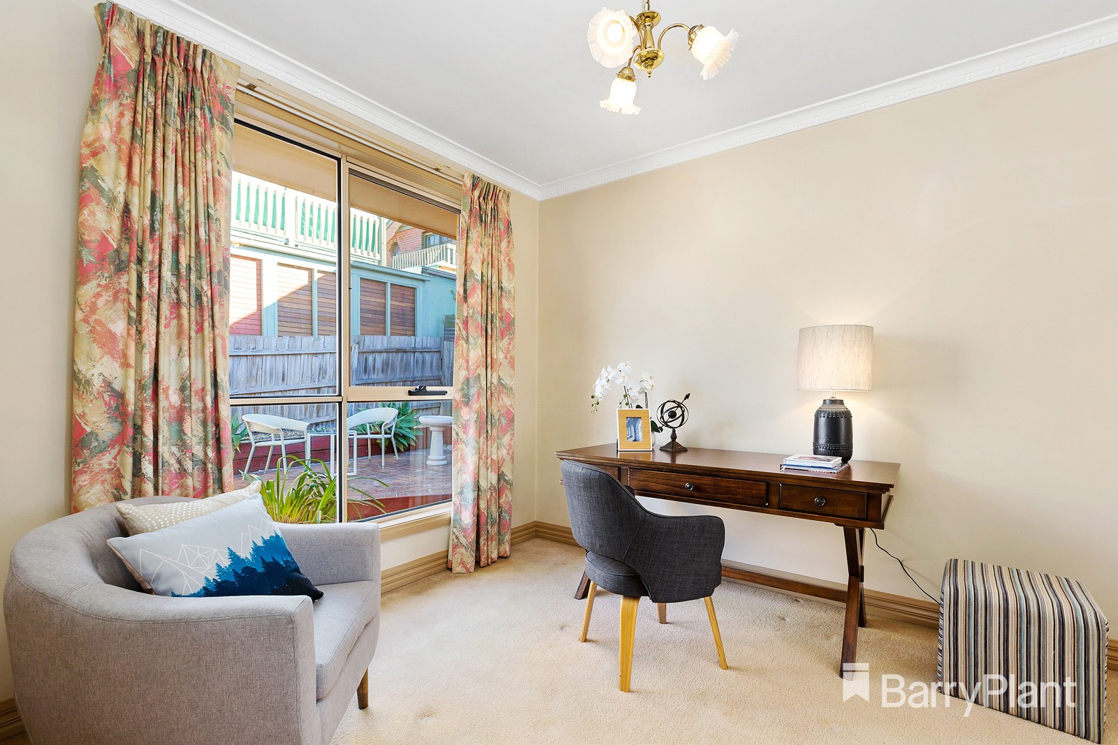 2/4 Garrisson DriveGlen Waverley, VIC 3150, Glen Waverley - Thumbnail 5