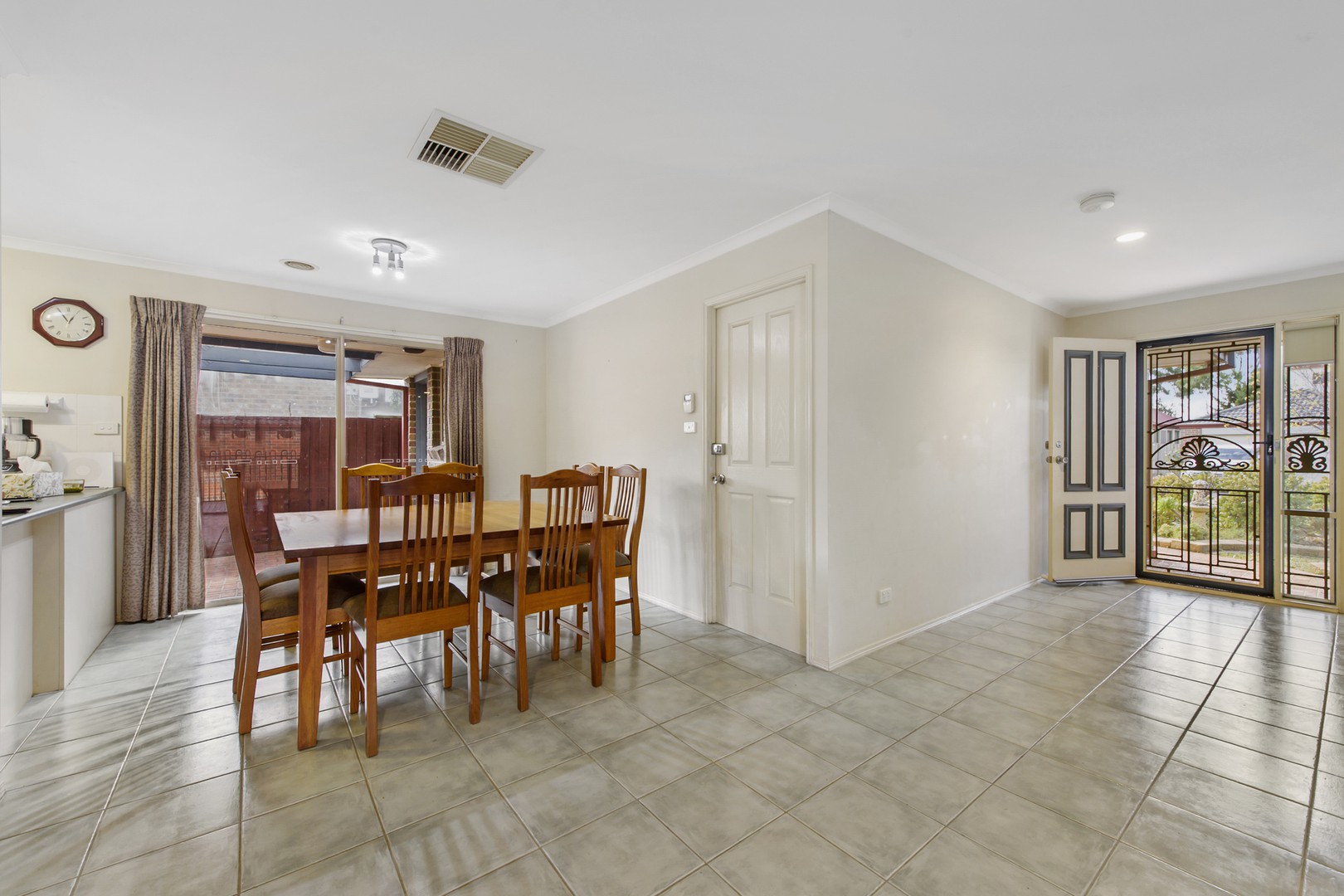 4 Avenham CourtHillside, VIC 3037, Hillside - Thumbnail 5