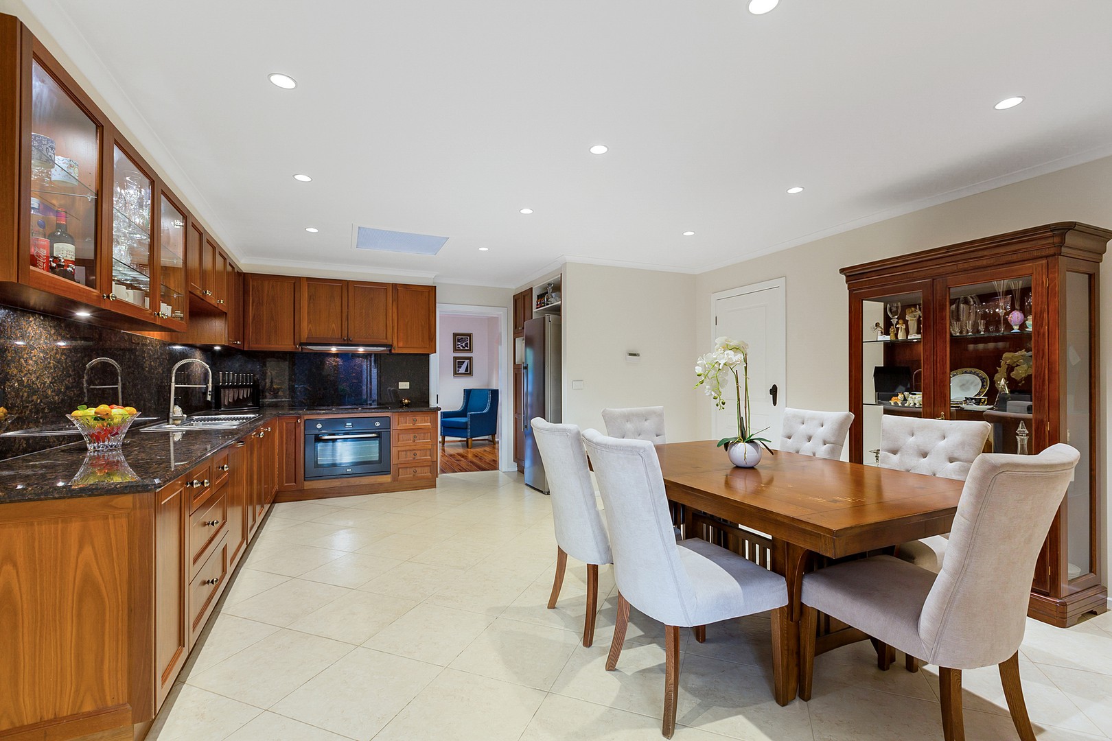 5 Elmstead DriveWheelers Hill, VIC 3150, Wheelers Hill - Thumbnail 5
