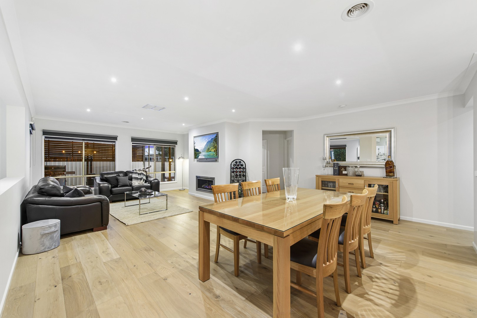16 Caledonian CrescentHillside, VIC 3037, Hillside - Thumbnail 7