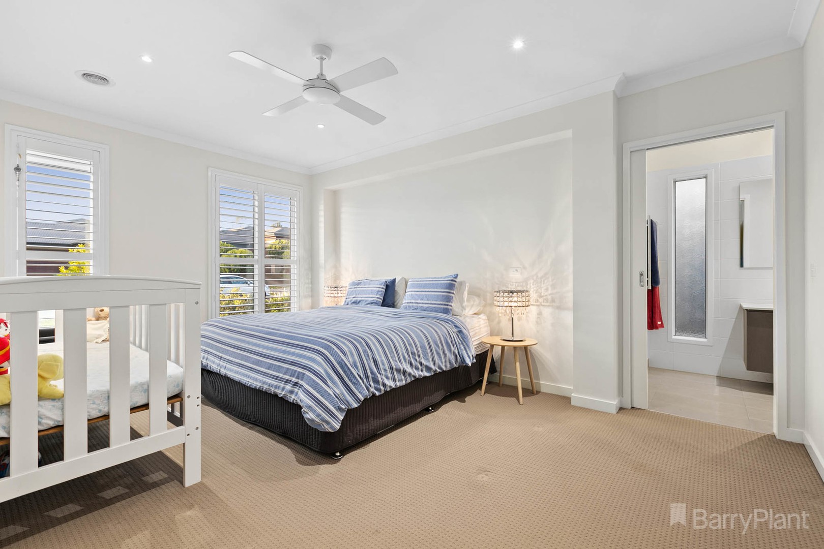 22 Ellaroo Circuit, Clyde North, VIC 3978 - Thumbnail 2 - 18/05/2021