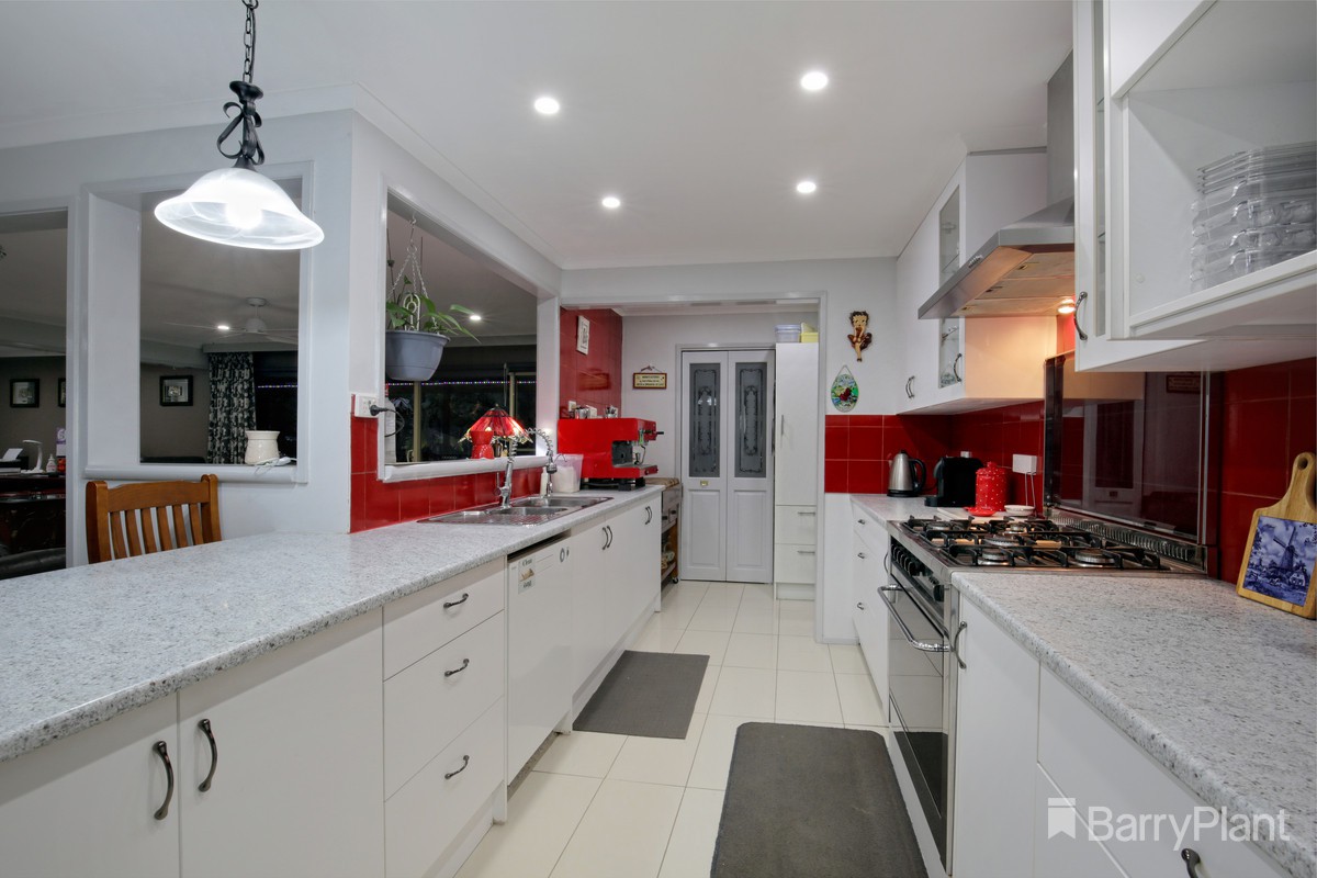 9 Bilocla AvenueCockatoo, VIC 3781, Cockatoo - Thumbnail 2