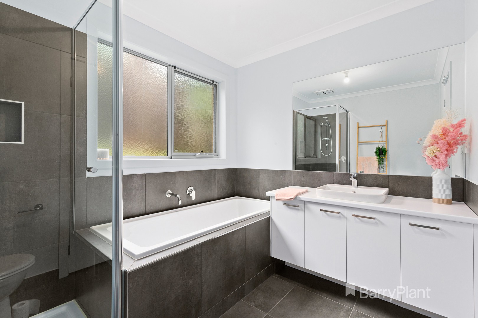 2 Robyns WayMontrose, VIC 3765, Montrose - Thumbnail 6