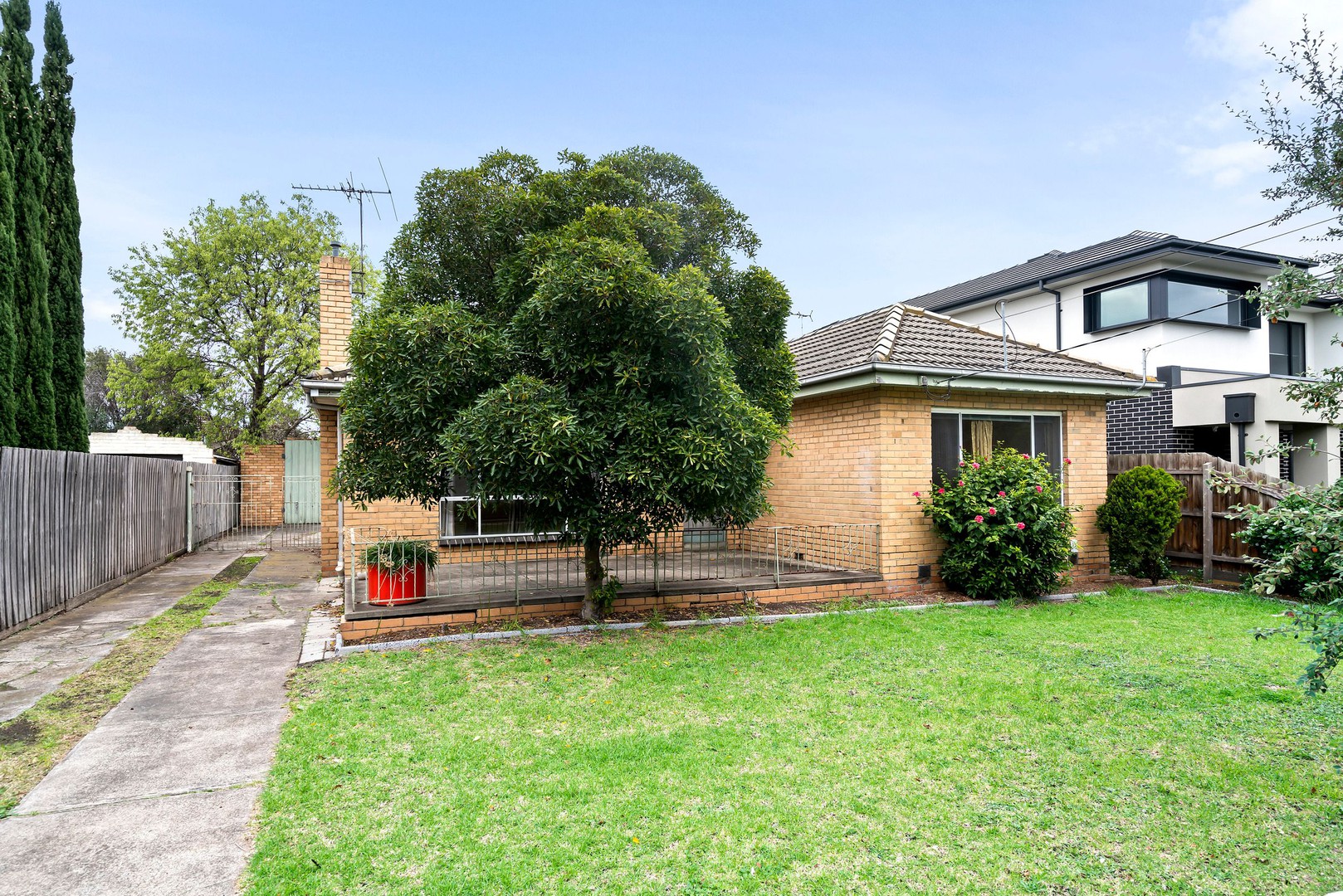 27 North StreetAirport West, VIC 3042, Airport West - Thumbnail 2