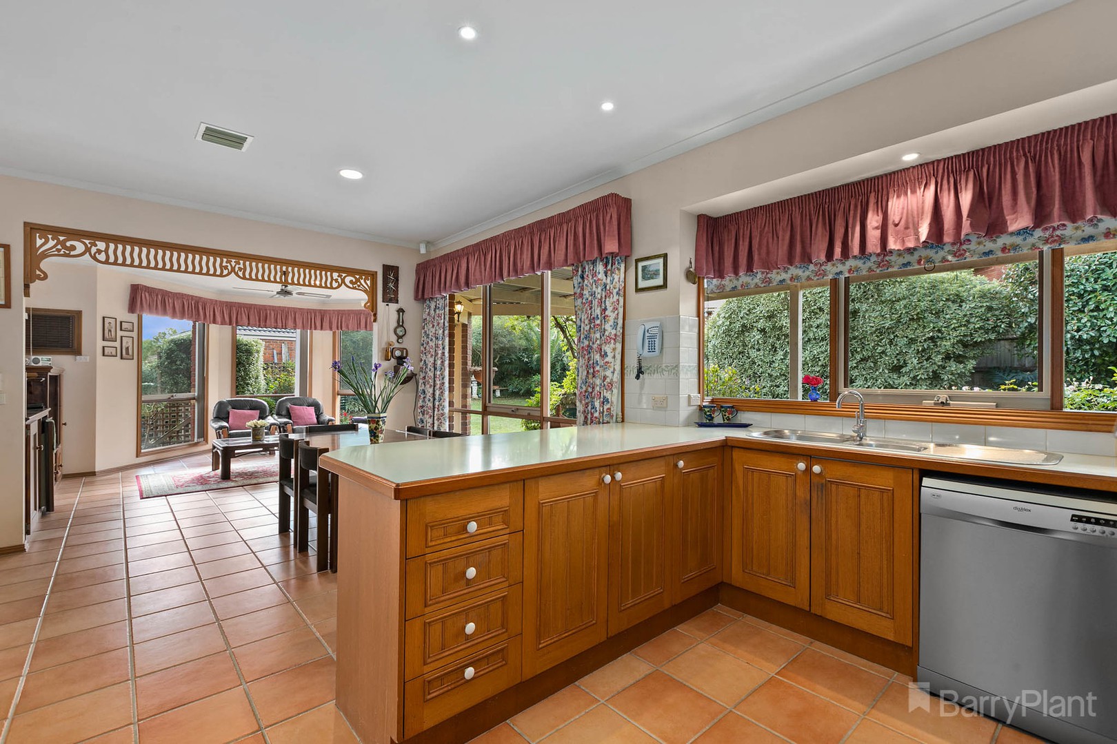 1 Confait CourtBerwick, VIC 3806, Chiswick - Thumbnail 6