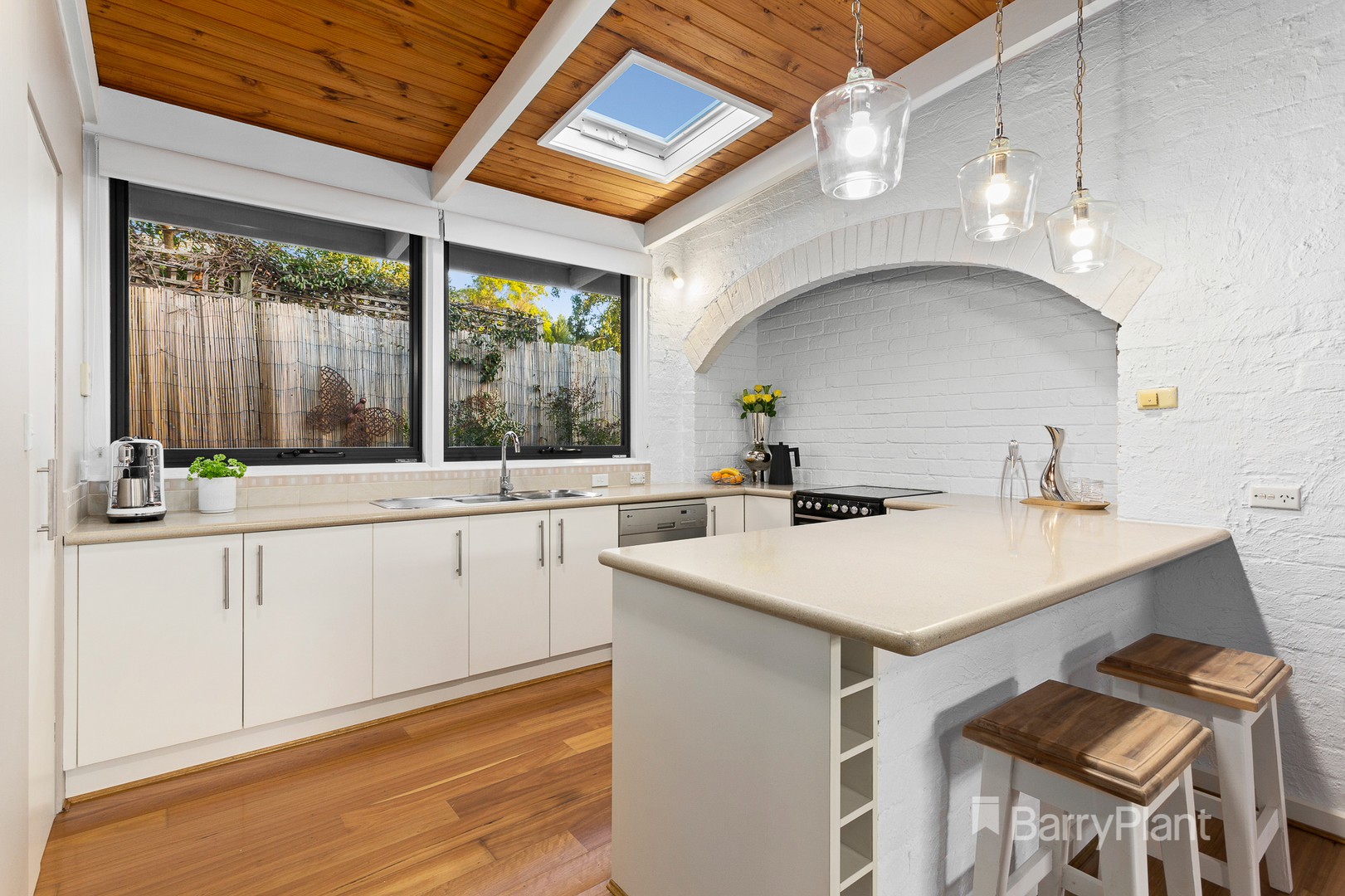 19 Menarra Street, Doncaster, VIC 3108, Doncaster - Thumbnail 2