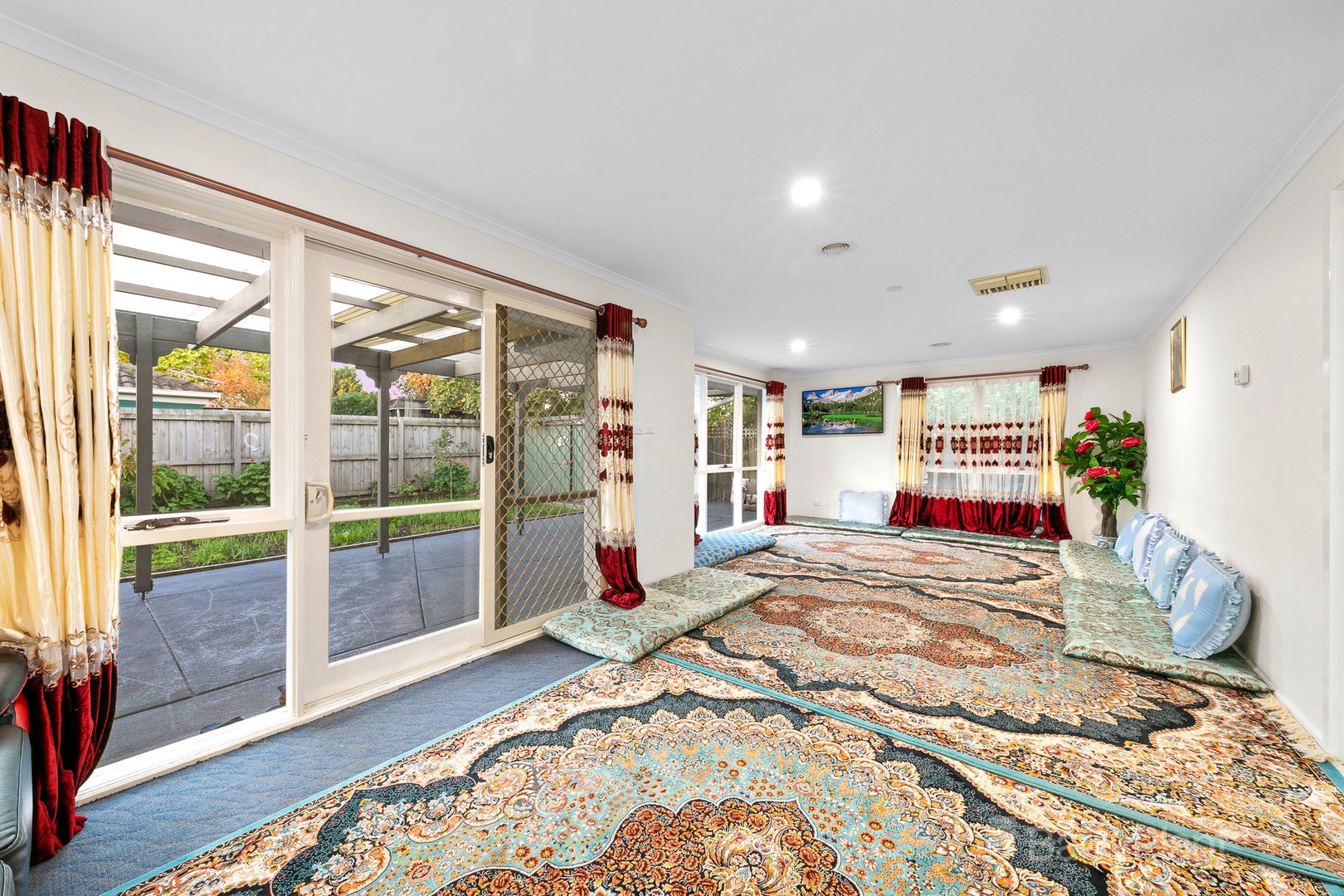 8 Maria CourtCranbourne North, VIC 3977, Cranbourne North - Thumbnail 2