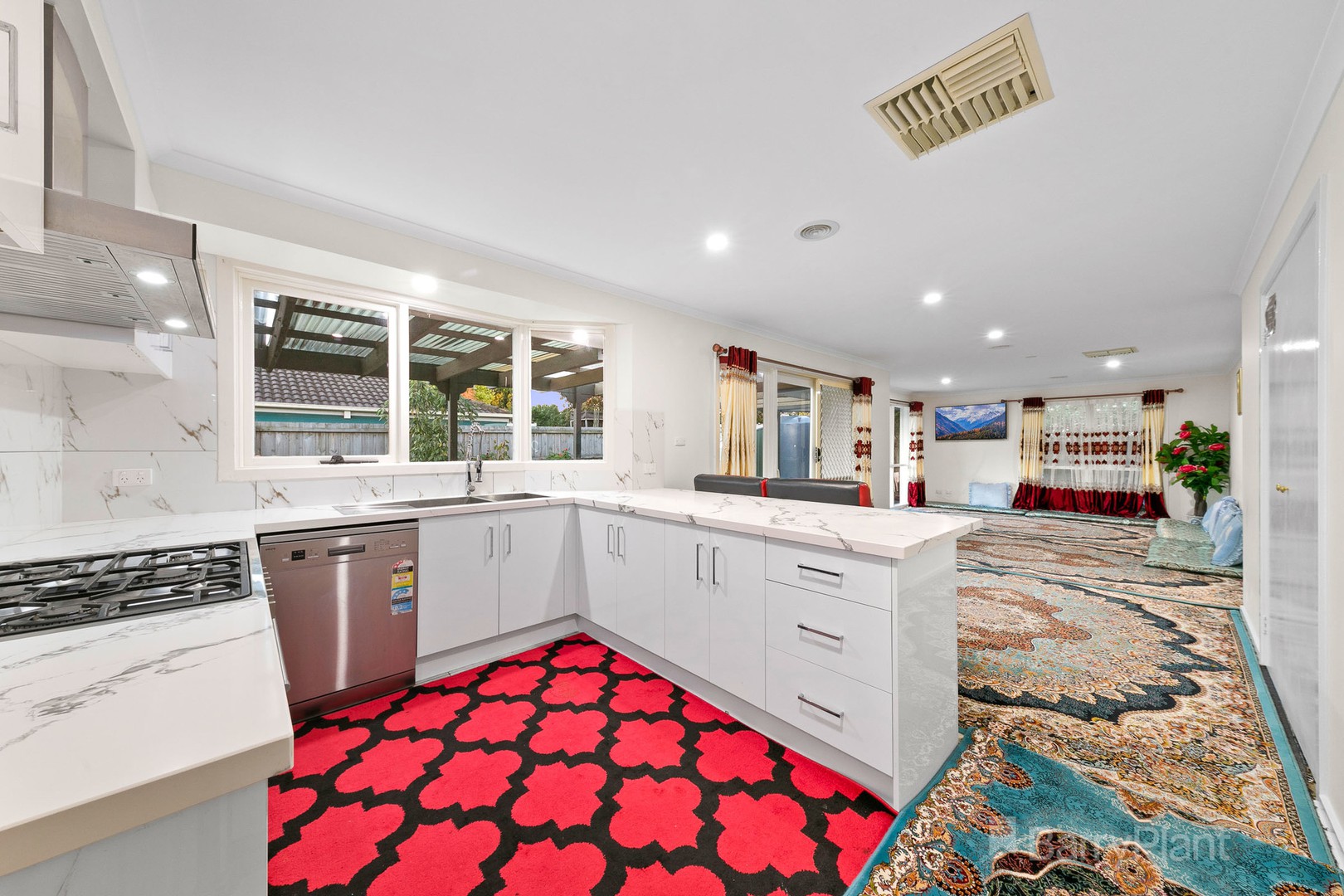 8 Maria CourtCranbourne North, VIC 3977, Cranbourne North - Thumbnail 4