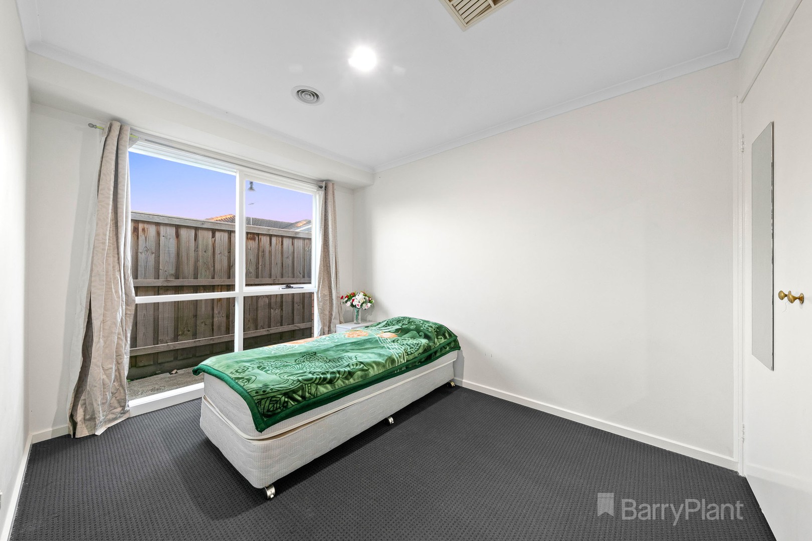 8 Maria CourtCranbourne North, VIC 3977, Cranbourne North - Thumbnail 5