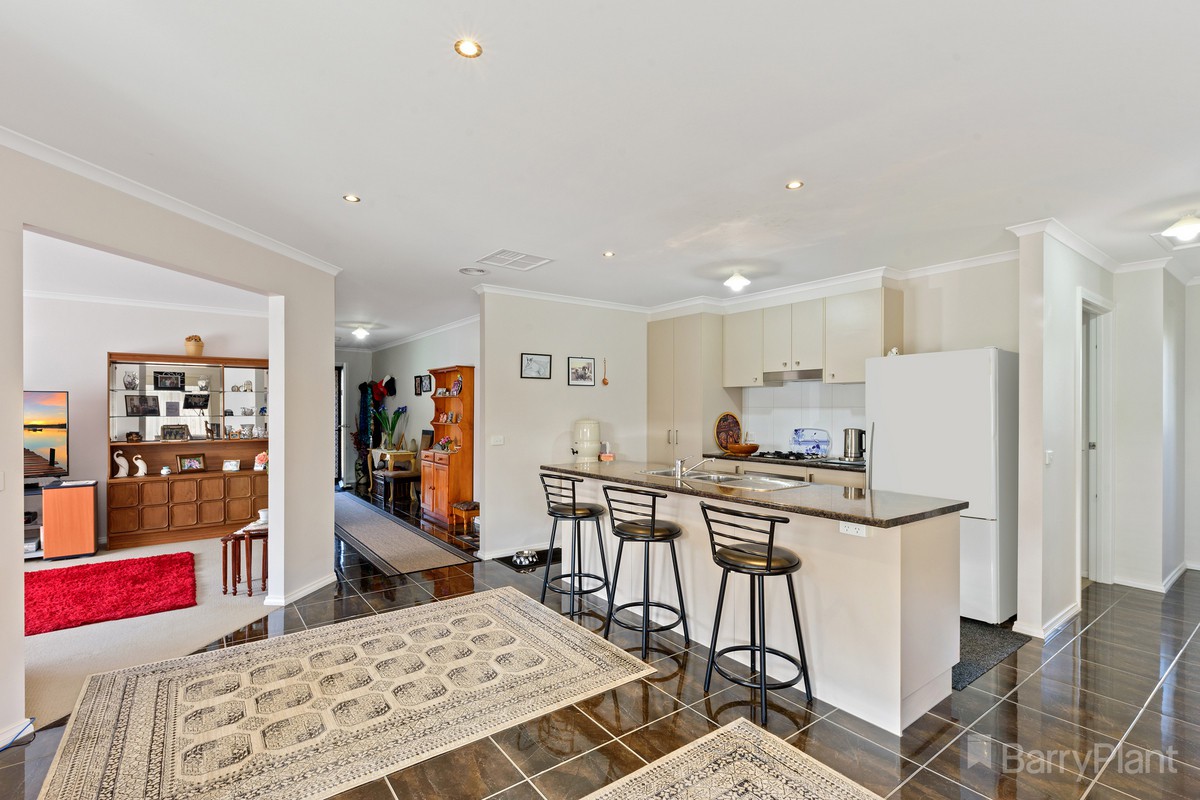 12 Rosea CourtAscot, VIC 3551, Ascot - Thumbnail 3