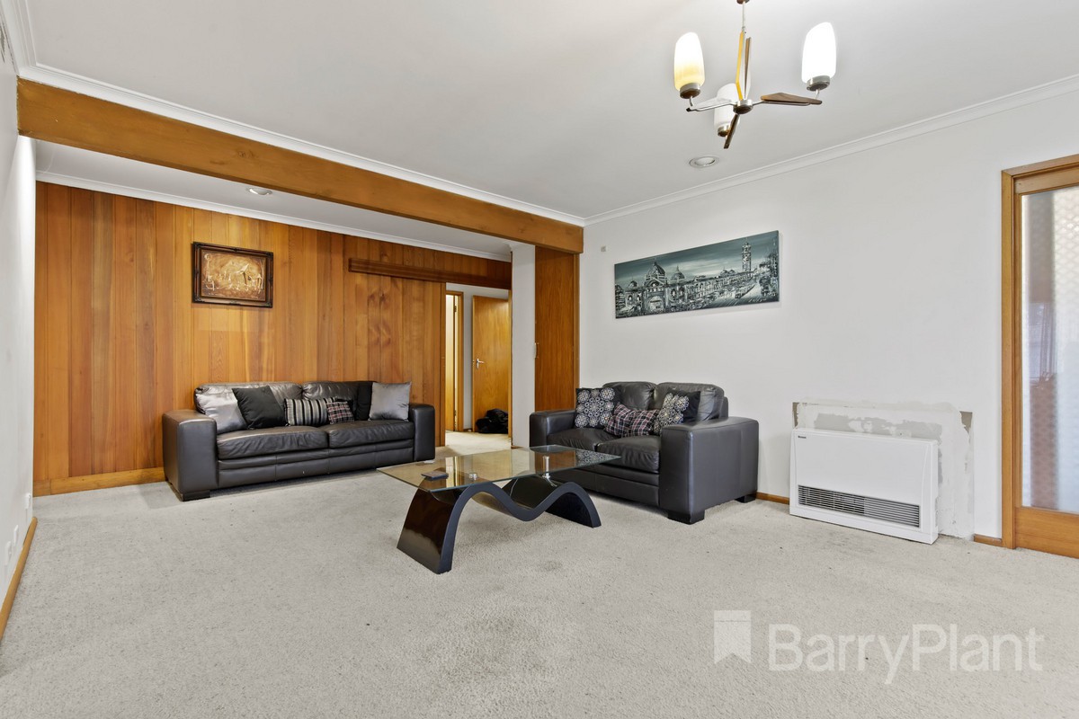 4 Waldemar StreetWendouree, VIC 3355, Wendouree - Thumbnail 2