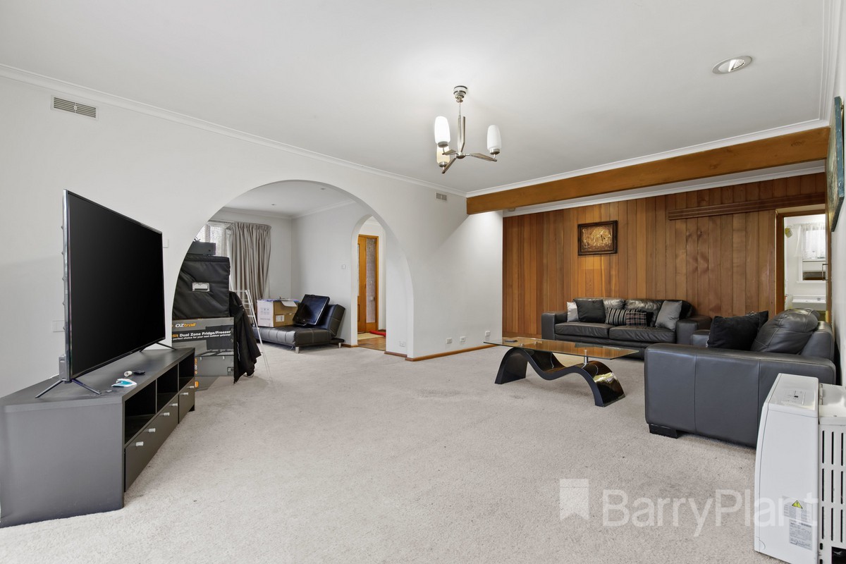 4 Waldemar StreetWendouree, VIC 3355, Wendouree - Thumbnail 5
