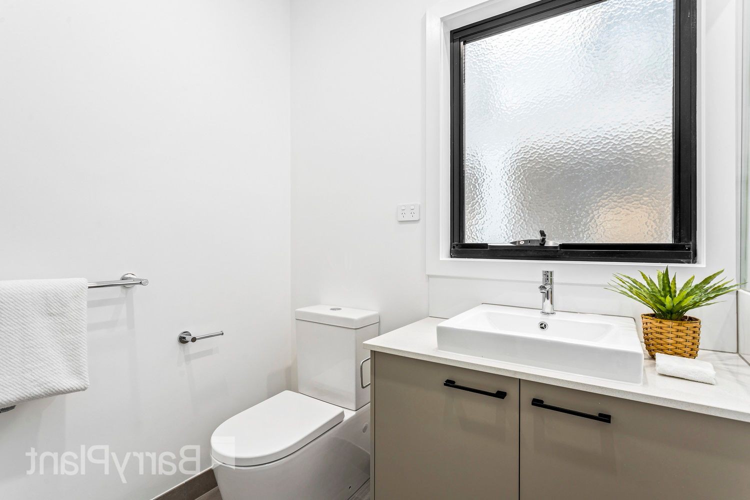 10/3-5 Lodden StreetSunshine North, VIC 3020, Sunshine North - Thumbnail 5