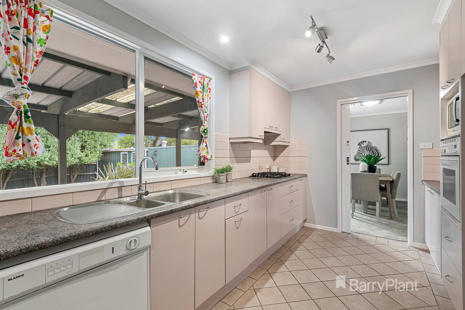 21 Castlewood DriveBoronia, VIC 3155, Boronia - Thumbnail 6