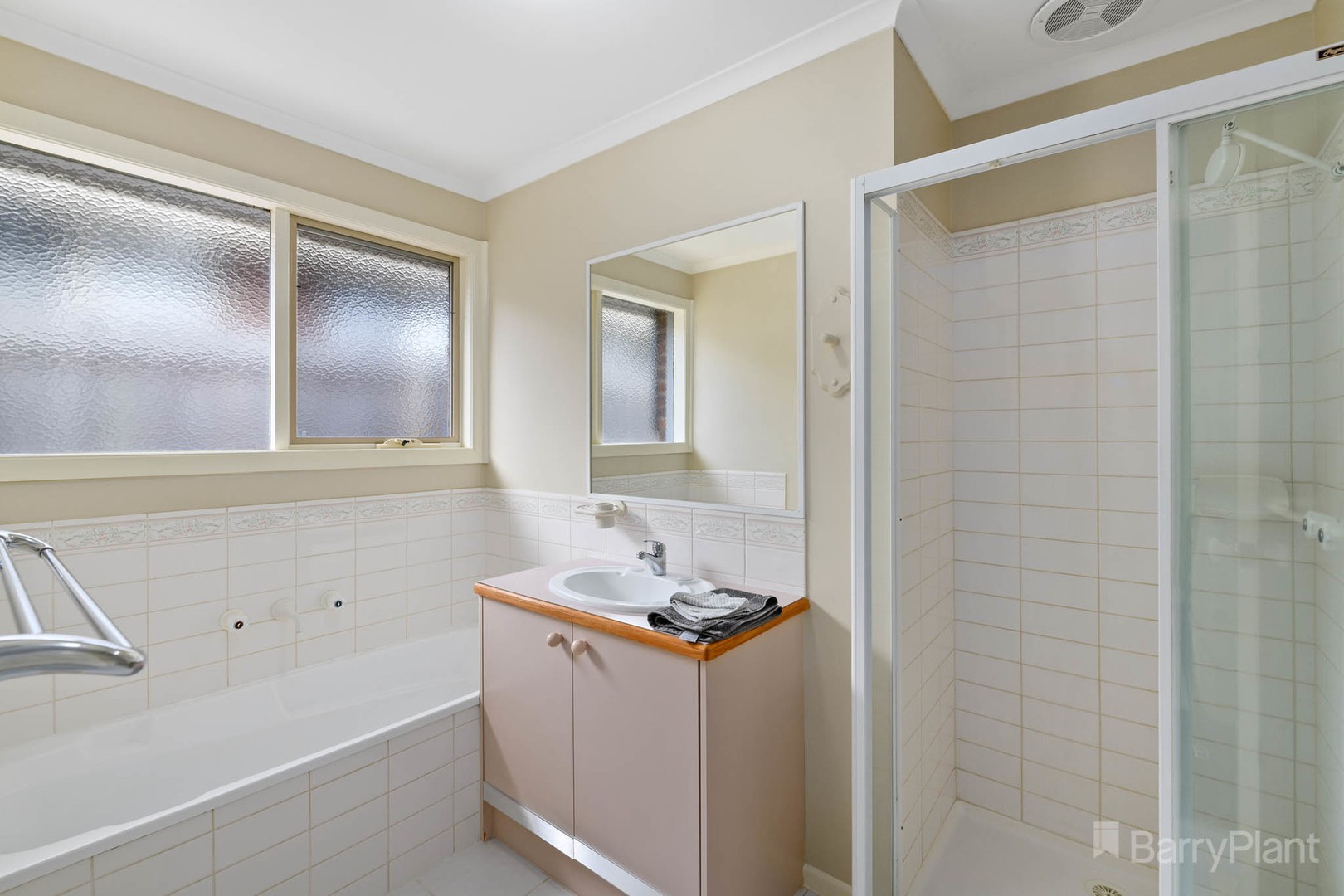 27 Hedgeley DriveBerwick, VIC 3806, Berwick - Thumbnail 6