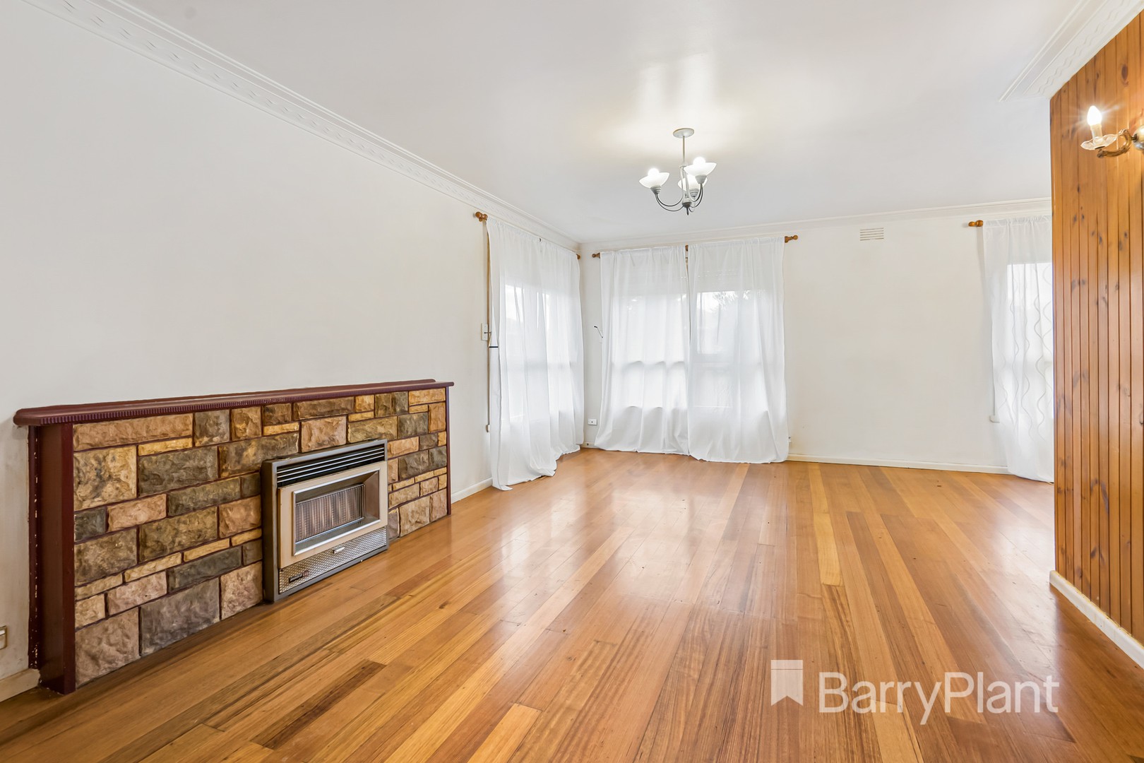 4 Chestnut DriveSt Albans, VIC 3021, St Albans - Thumbnail 3