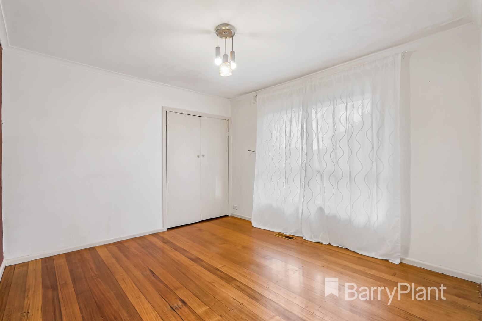 4 Chestnut DriveSt Albans, VIC 3021, St Albans - Thumbnail 6