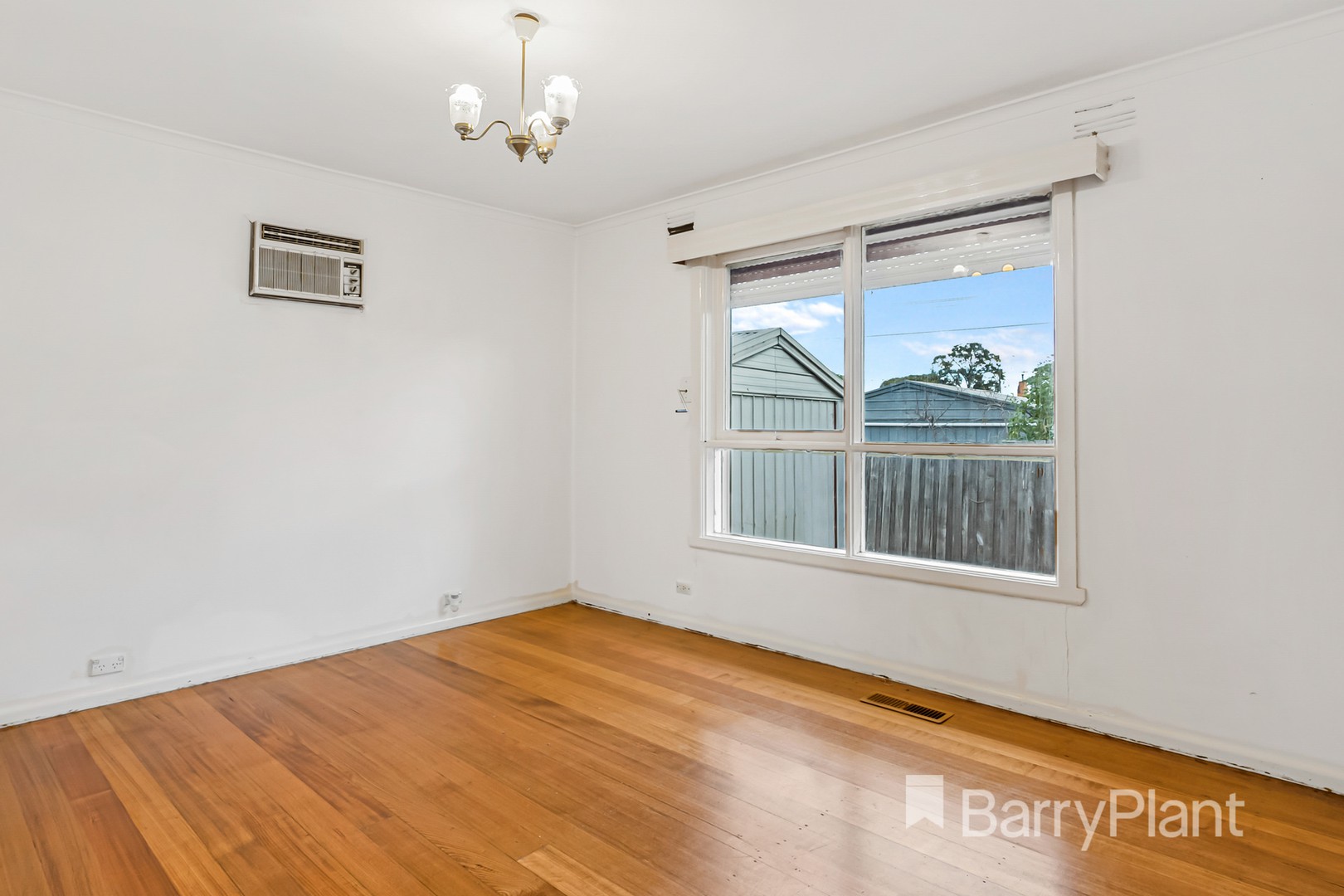 4 Chestnut DriveSt Albans, VIC 3021, St Albans - Thumbnail 7