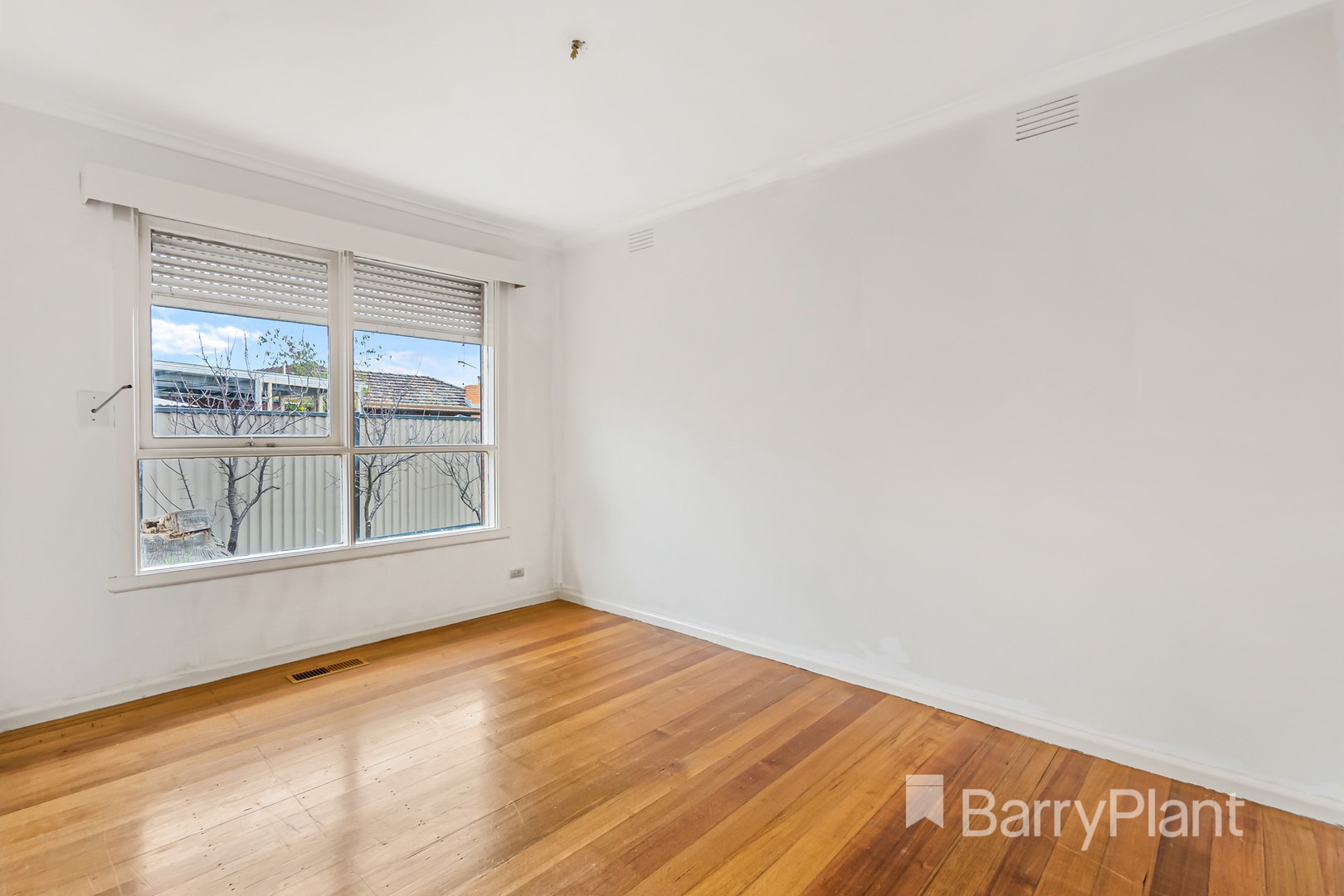4 Chestnut DriveSt Albans, VIC 3021, St Albans - Thumbnail 8