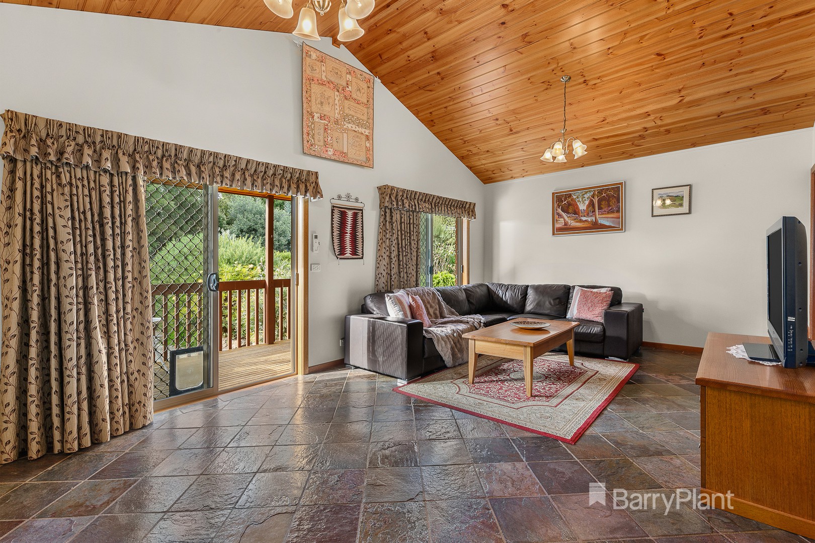 12 Ilana View DriveDiamond Creek, VIC 3089, Diamond Creek - Thumbnail 2