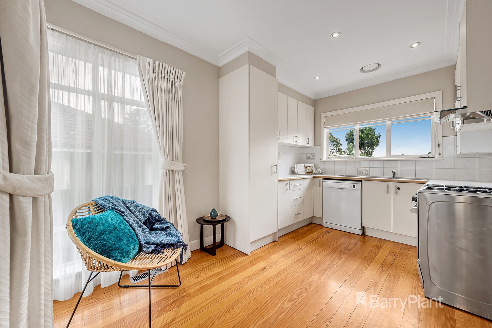 10 Vermont Street, Blackburn South, VIC 3130, Blackburn South - Thumbnail 5