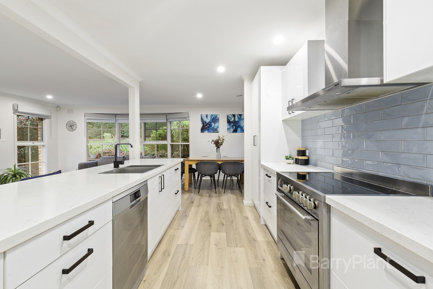 72 Macorna StreetWatsonia North, VIC 3087, Watsonia North - Thumbnail 4