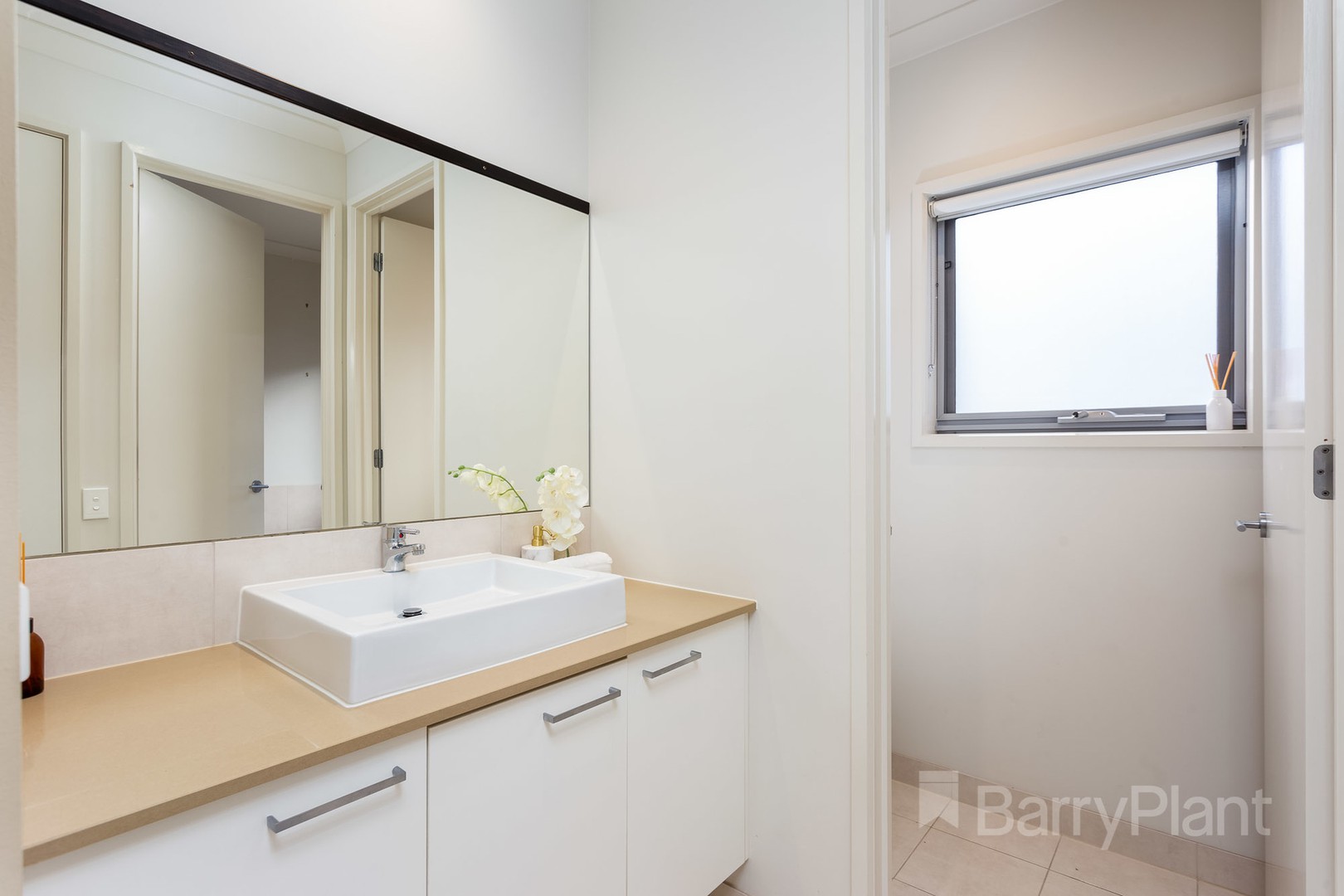 14 Eagleview PlaceSanctuary Lakes, VIC 3030, Sanctuary Lakes - Thumbnail 5