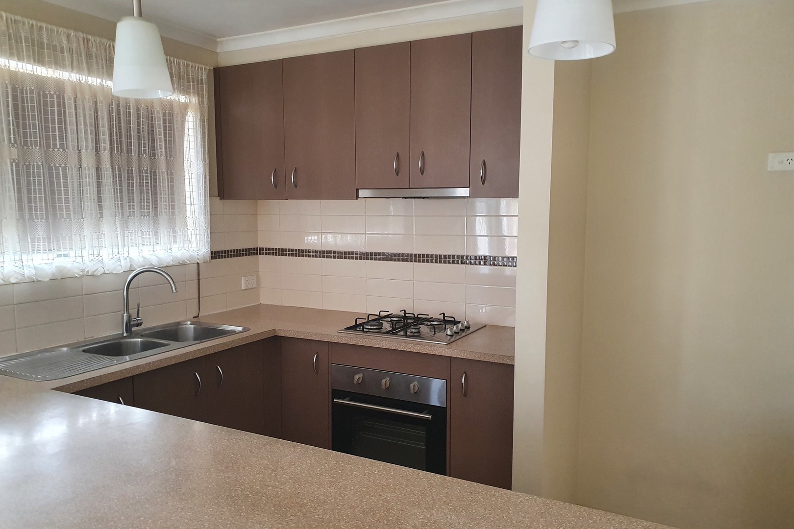 2 Manley Street, Epping, VIC 3076, Epping - Thumbnail 3