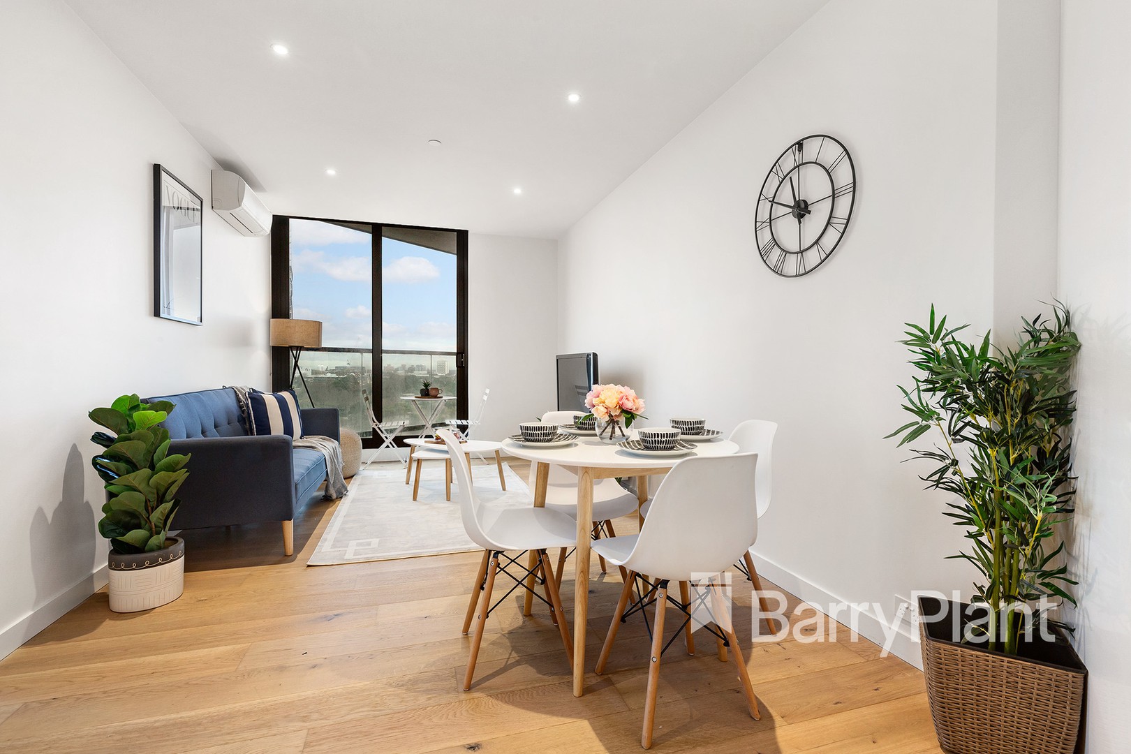 906/77 Queens RoadMelbourne, VIC 3004, Melbourne - Thumbnail 2