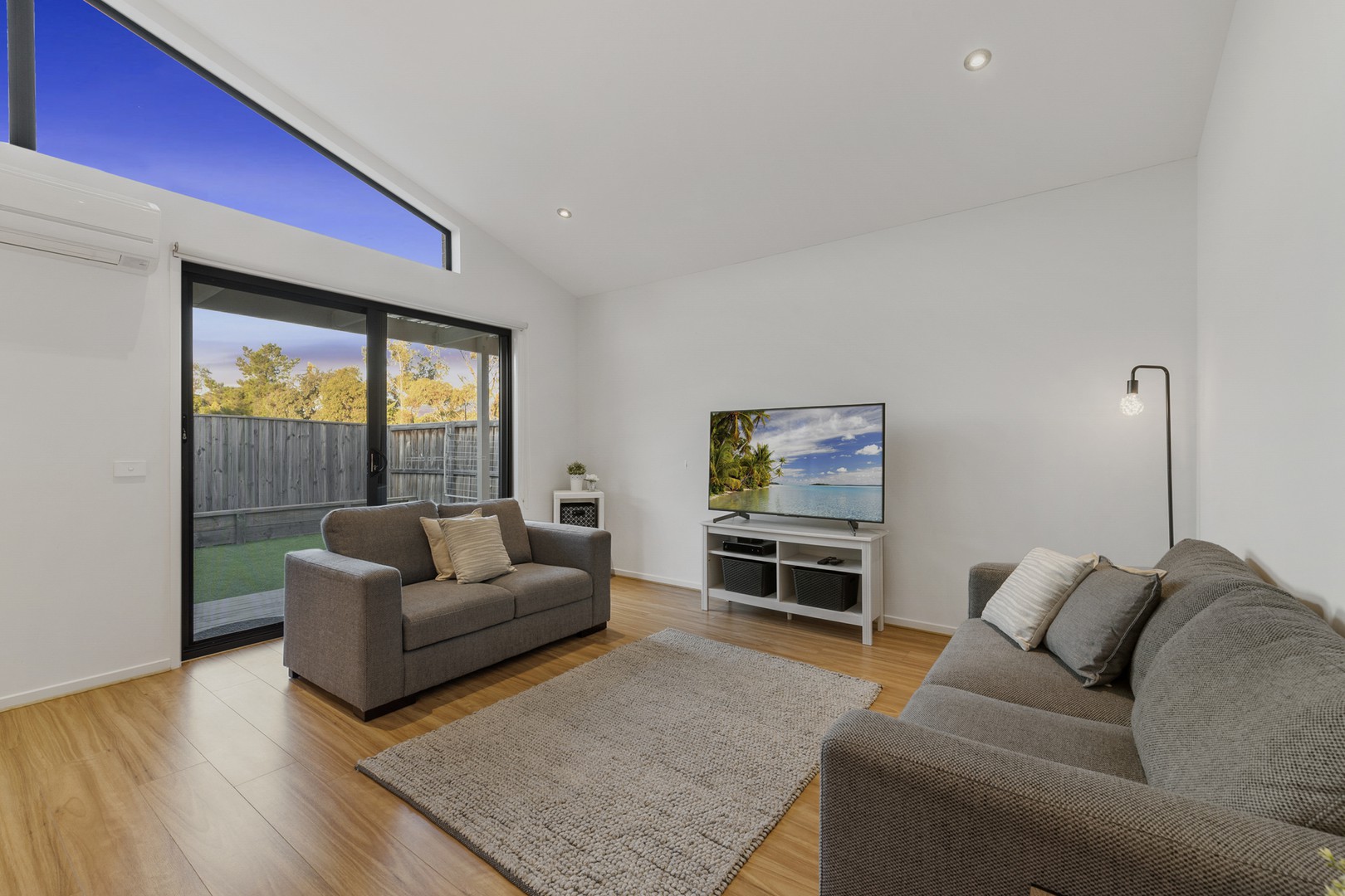 13 McKillop WayFraser Rise, VIC 3336, Fraser Rise - Thumbnail 3