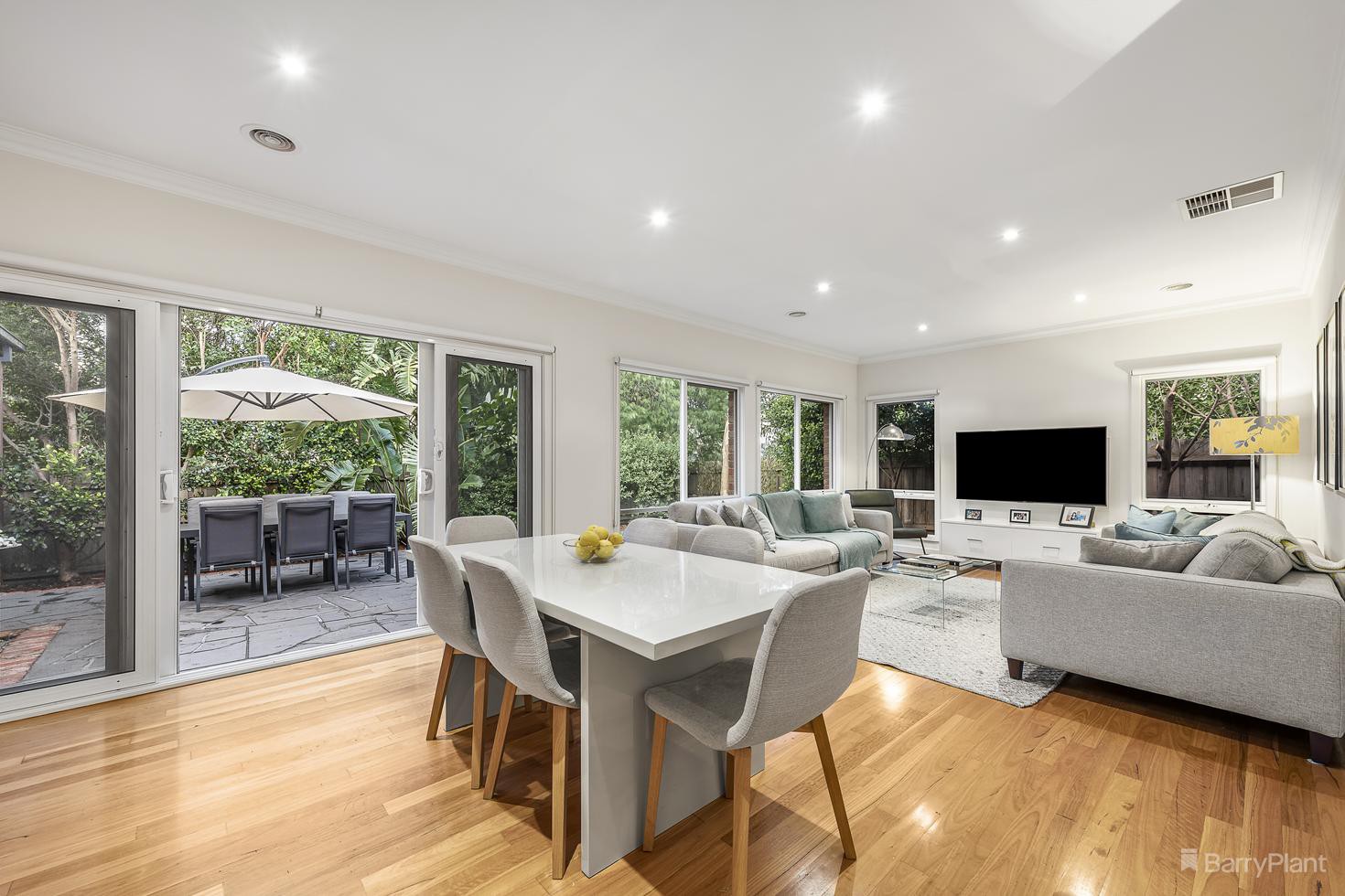 2/140 Middleborough RoadBlackburn South, VIC 3130, Blackburn South - Thumbnail 4
