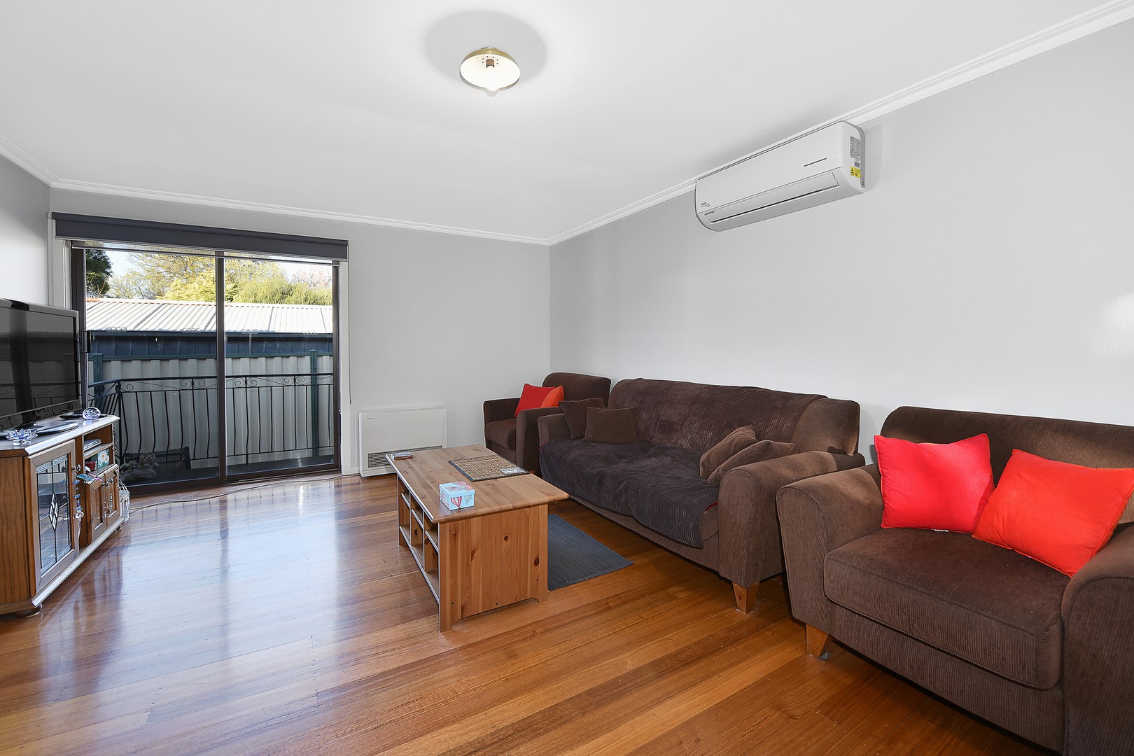 2/24 Henty StreetReservoir, VIC 3073, Reservoir - Thumbnail 2