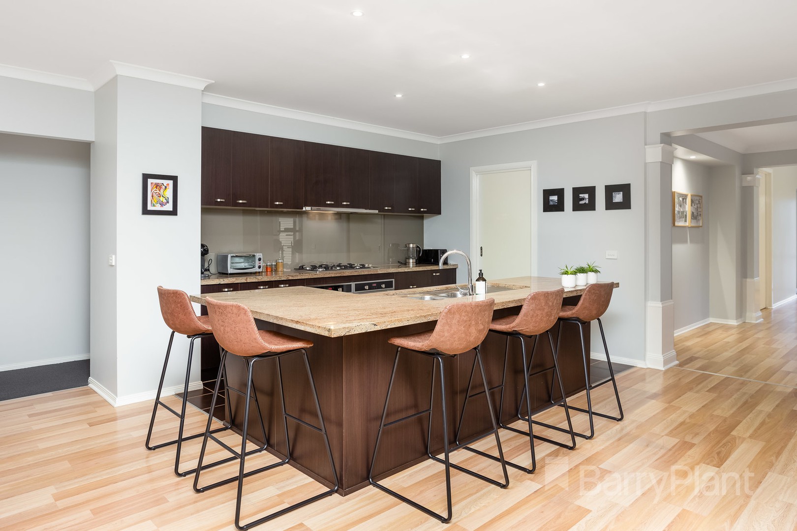 33 Mcintyre AvenuePoint Cook, VIC 3030, Point Cook - Thumbnail 5