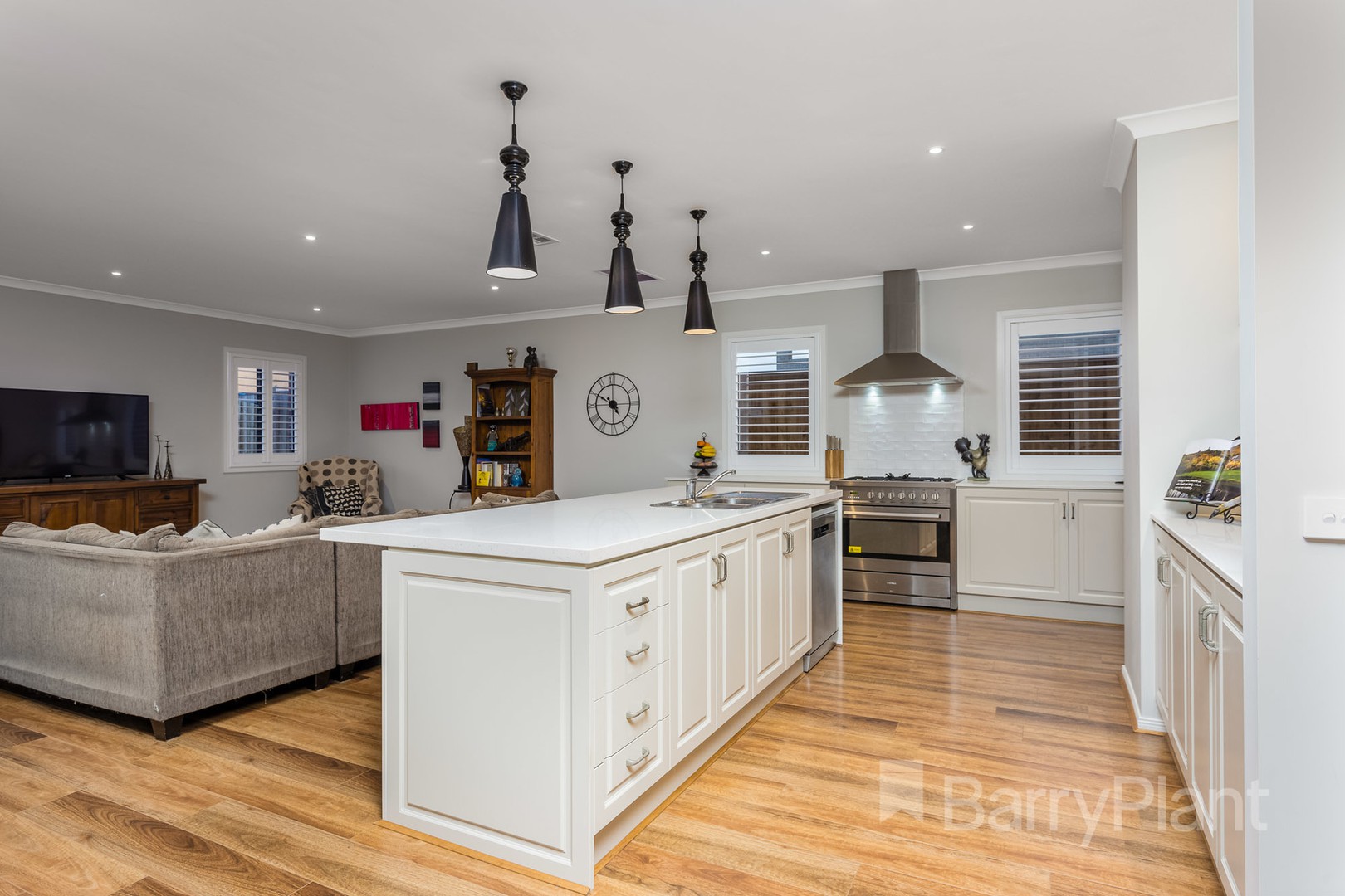 34 Statesman Way, Point Cook, VIC 3030 - Thumbnail 1 - 26/05/2021