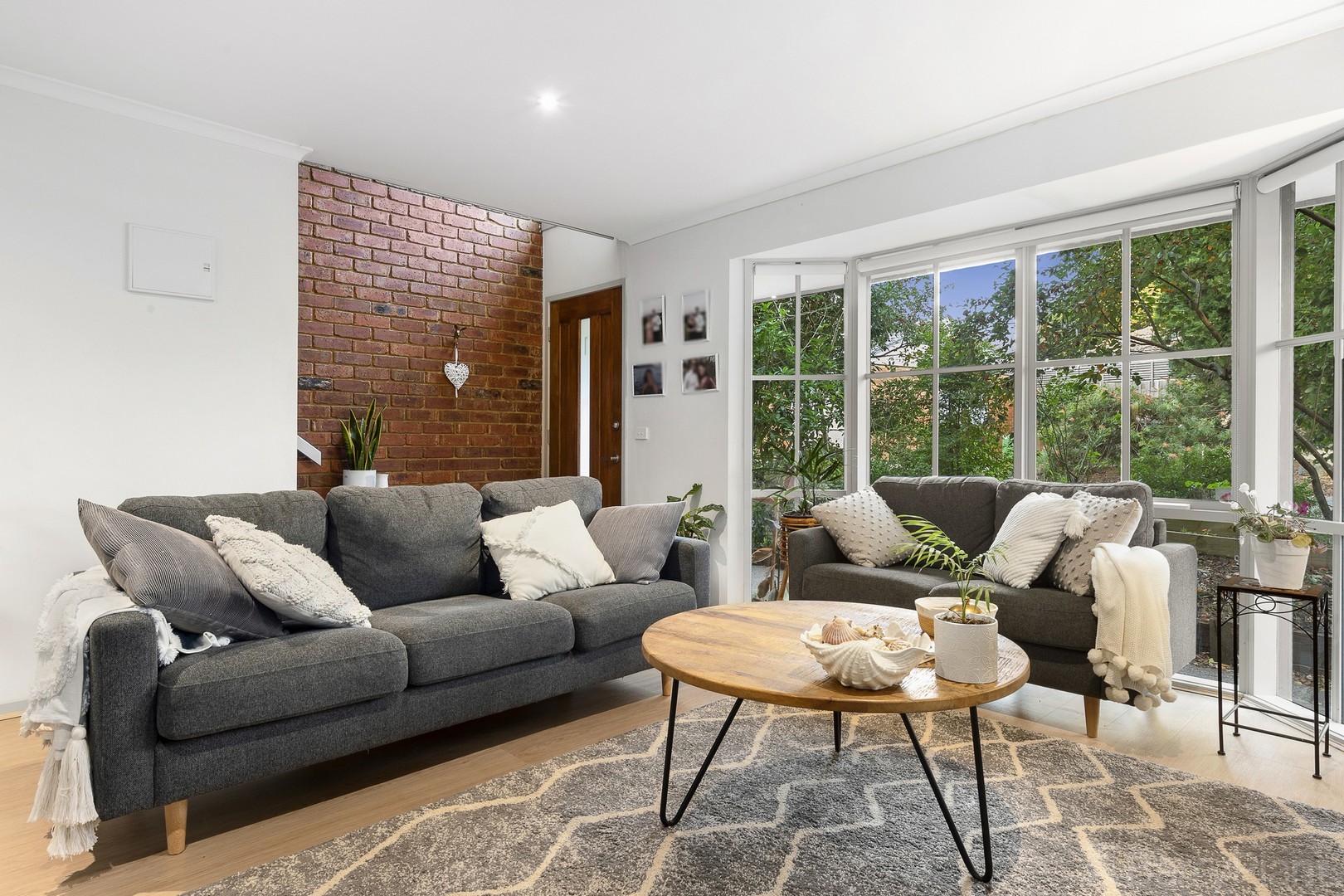 1/10-12 Sherwood AvenueRingwood East, VIC 3135, West Leederville - Thumbnail 2