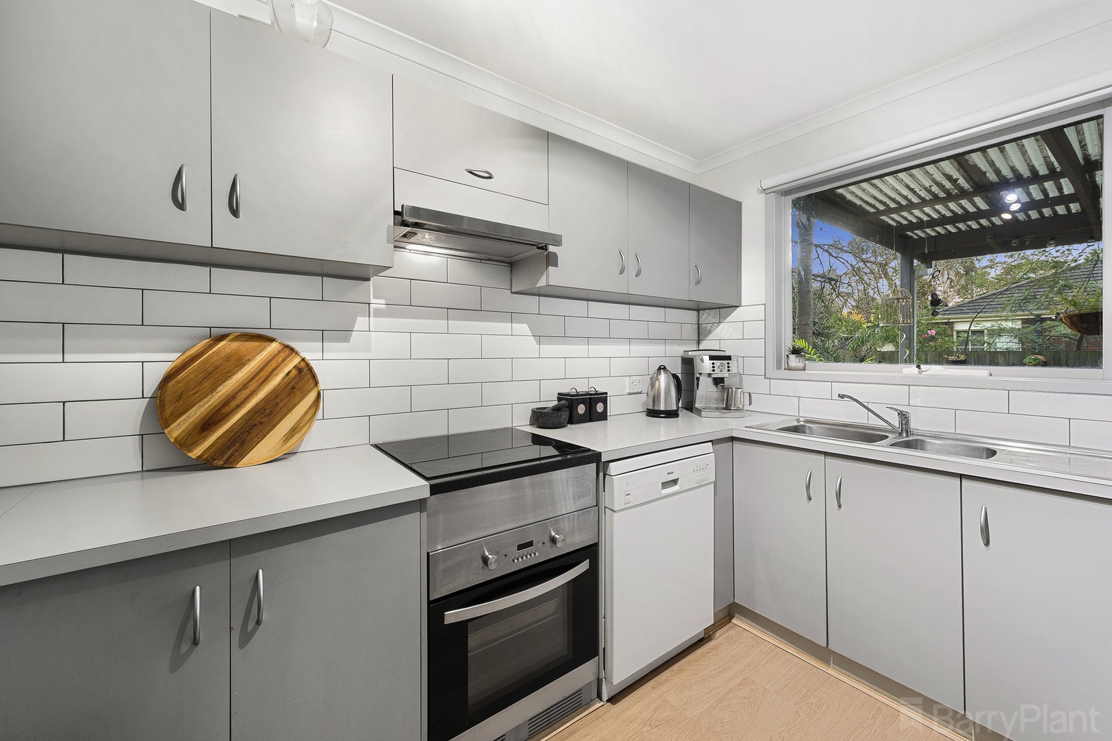 1/10-12 Sherwood AvenueRingwood East, VIC 3135, West Leederville - Thumbnail 5