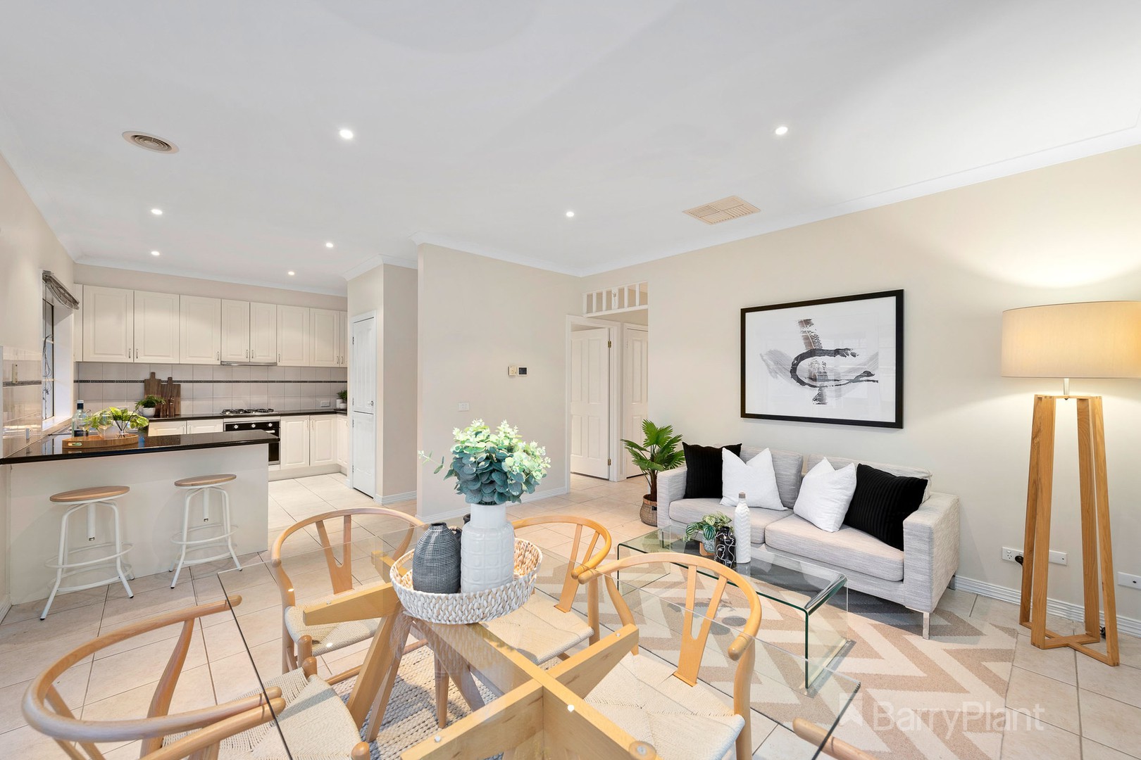 16 St. Leonard WayPakenham, VIC 3810, Pakenham - Thumbnail 2