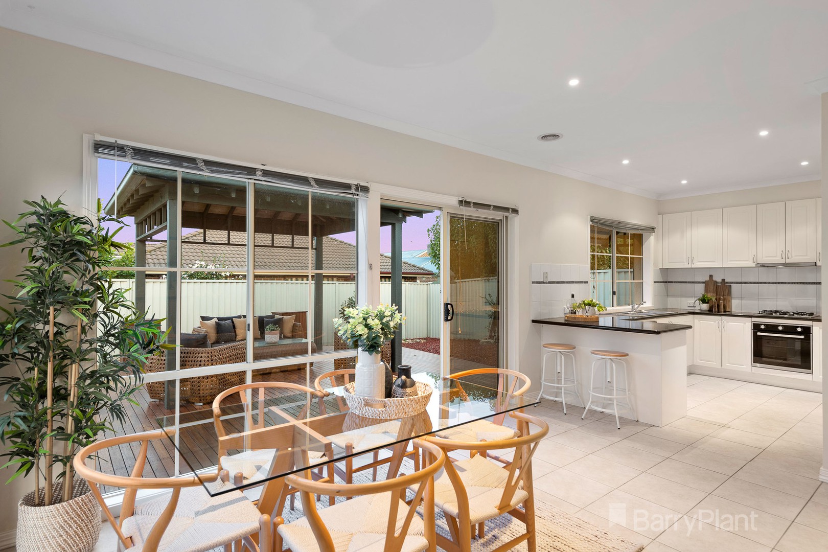 16 St. Leonard WayPakenham, VIC 3810, Pakenham - Thumbnail 3