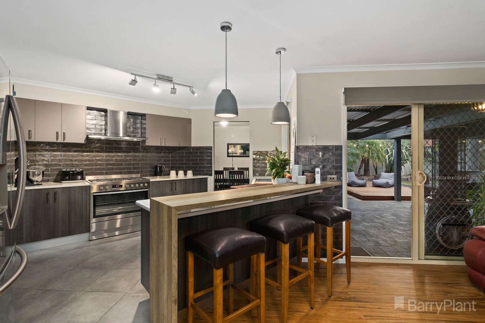 12 Ashwood GrovePakenham, VIC 3810, Pakenham - Thumbnail 2